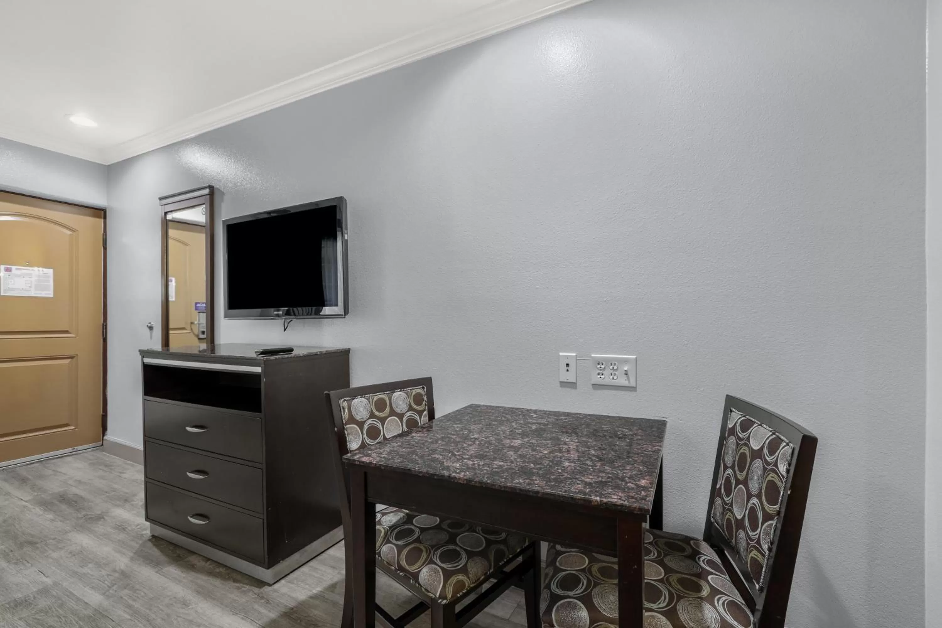 Motel 6 Carlsbad, Ca- North