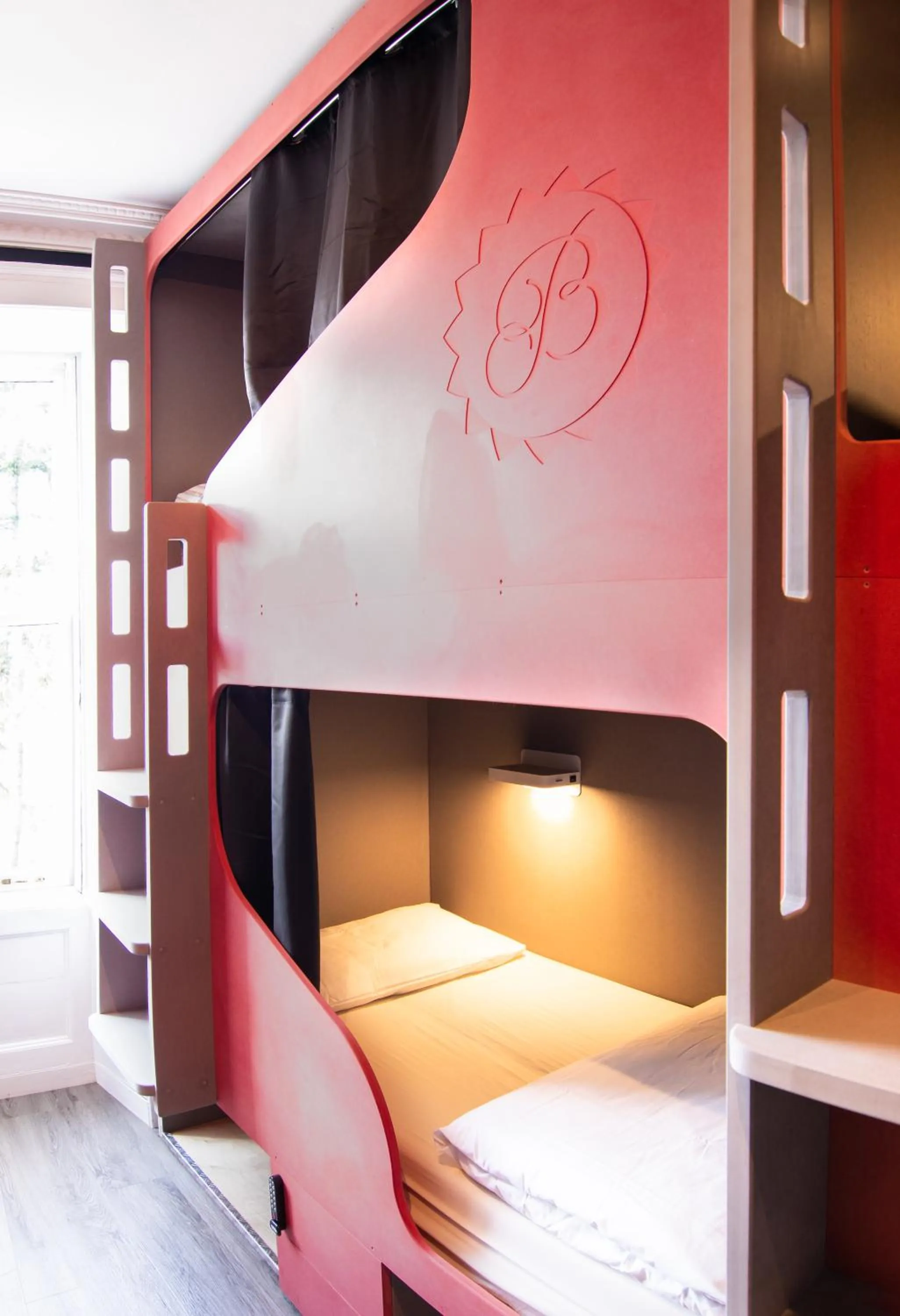 bunk bed, Bed in Bazpackers