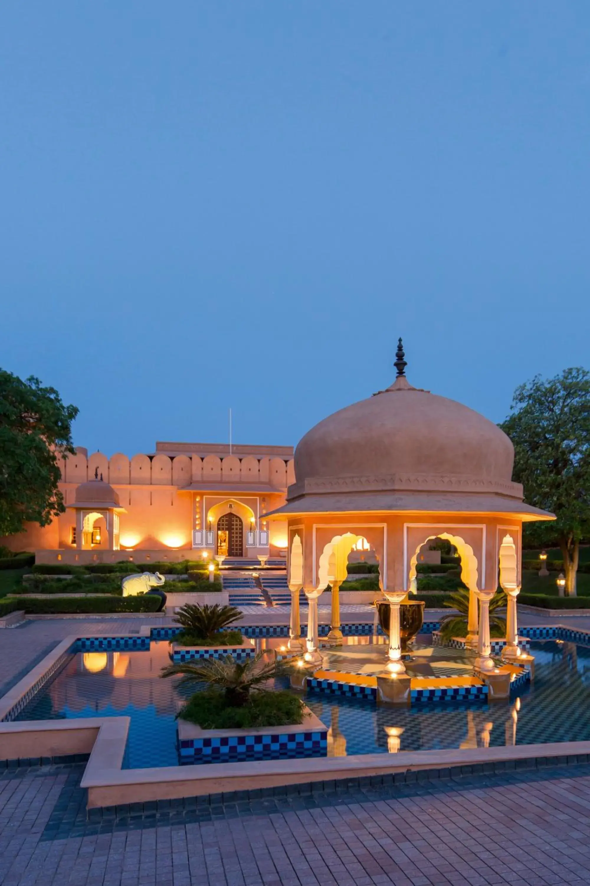 Facade/entrance in The Oberoi Rajvilas Jaipur Facade/entrance in The Oberoi Rajvilas Jaipur