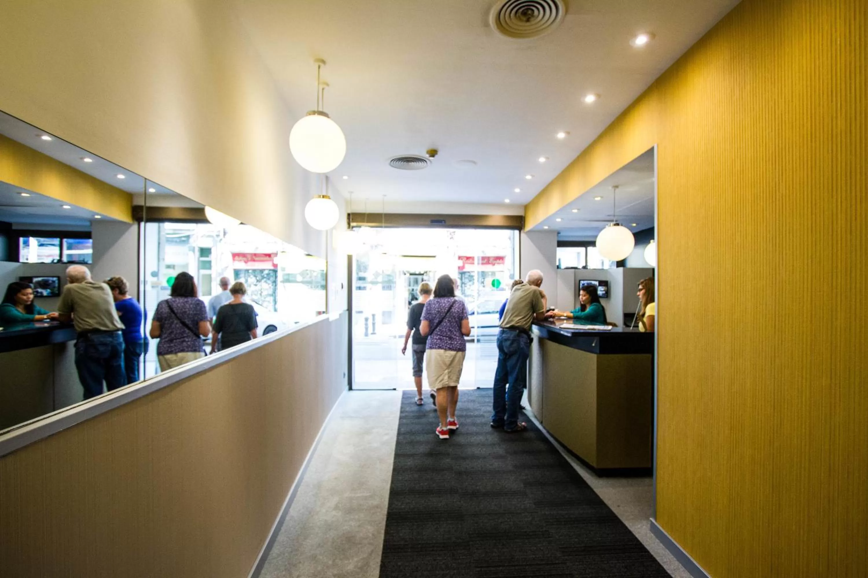 Facade/entrance in Moderno