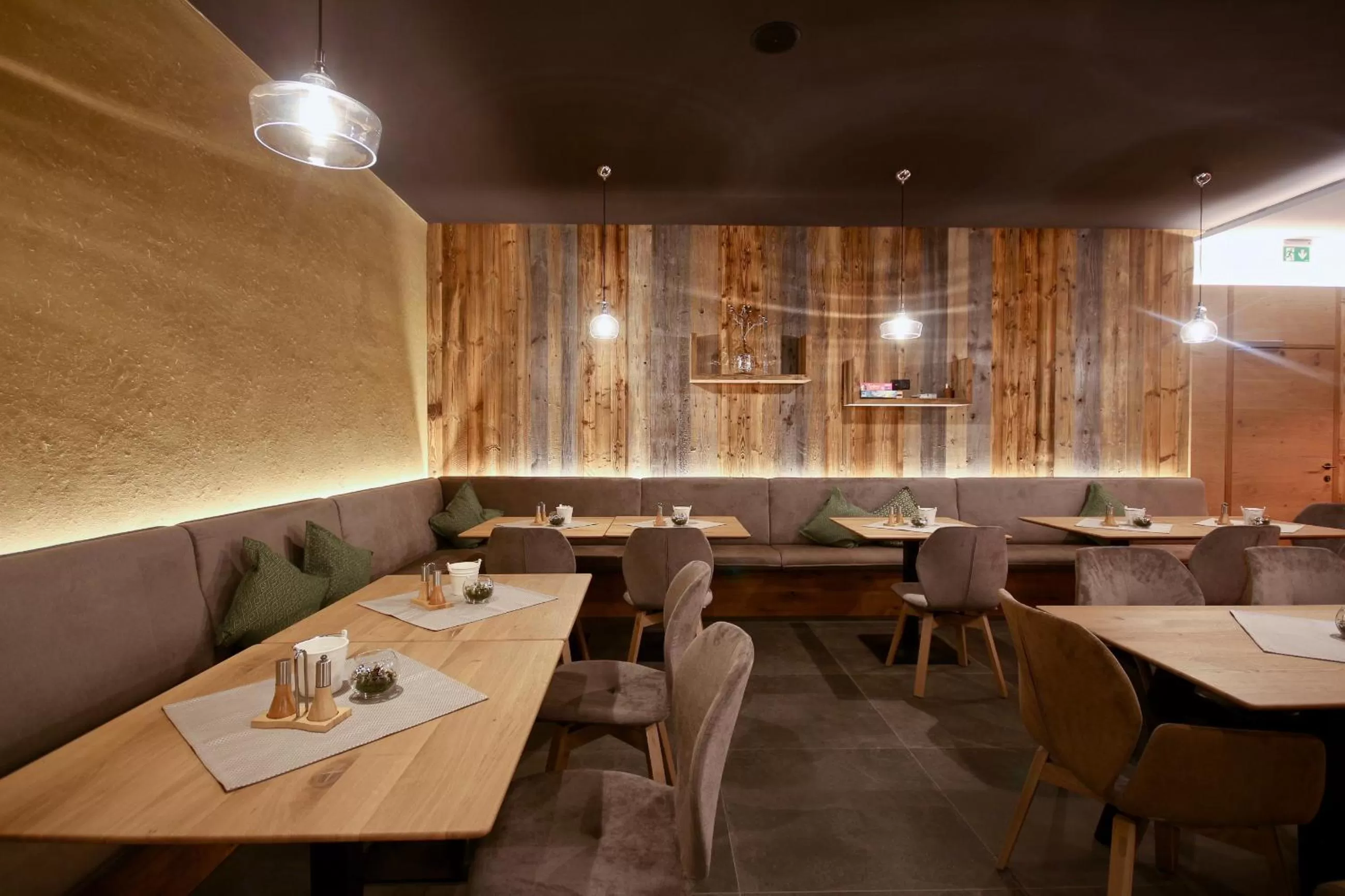 Restaurant/places to eat in Landhotel Laudersbach