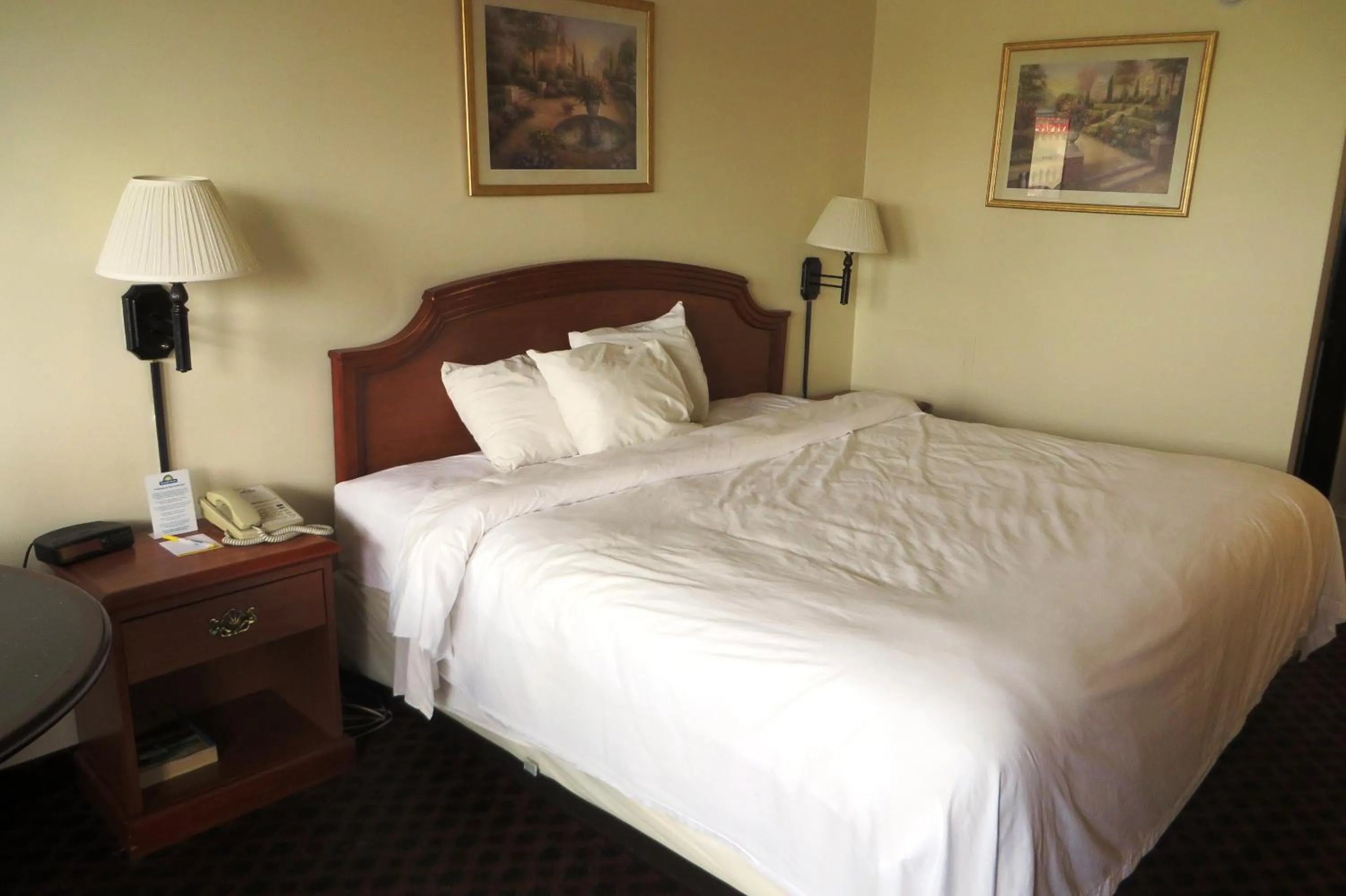 Bed in Days Inn by Wyndham Plainfield