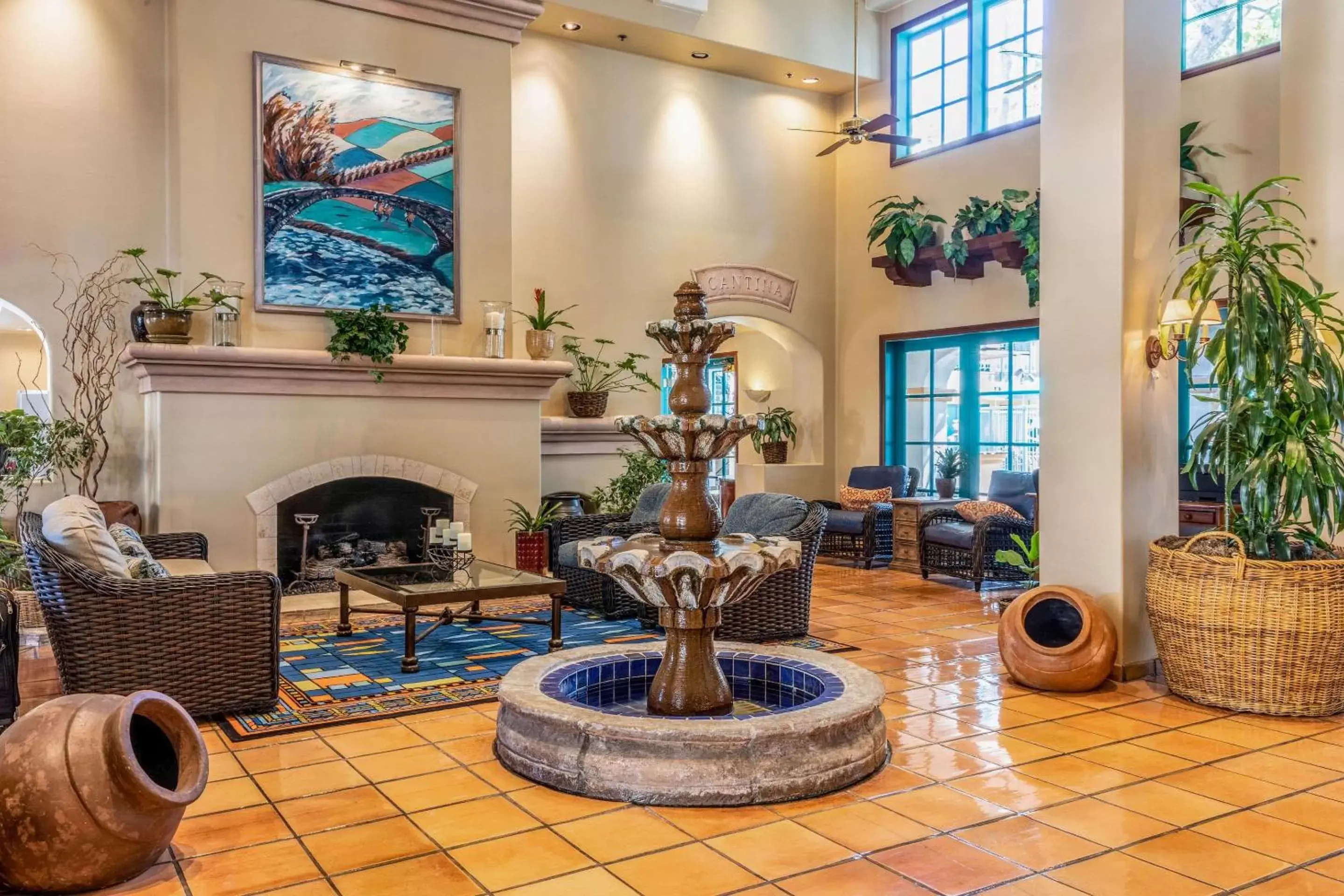 Lobby or reception in Quality Suites Downtown San Luis Obispo