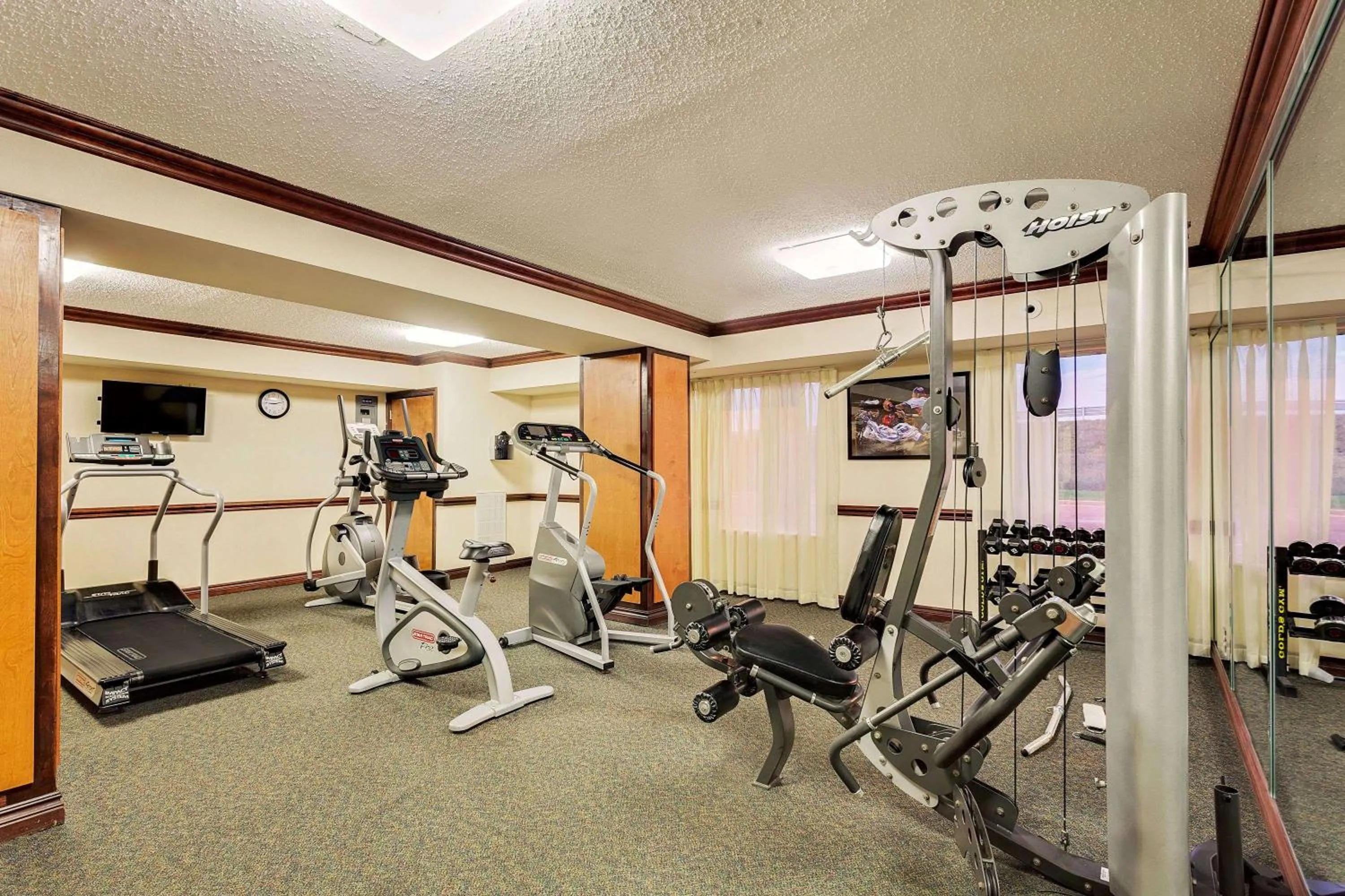 Fitness centre/facilities in Staywell Inn
