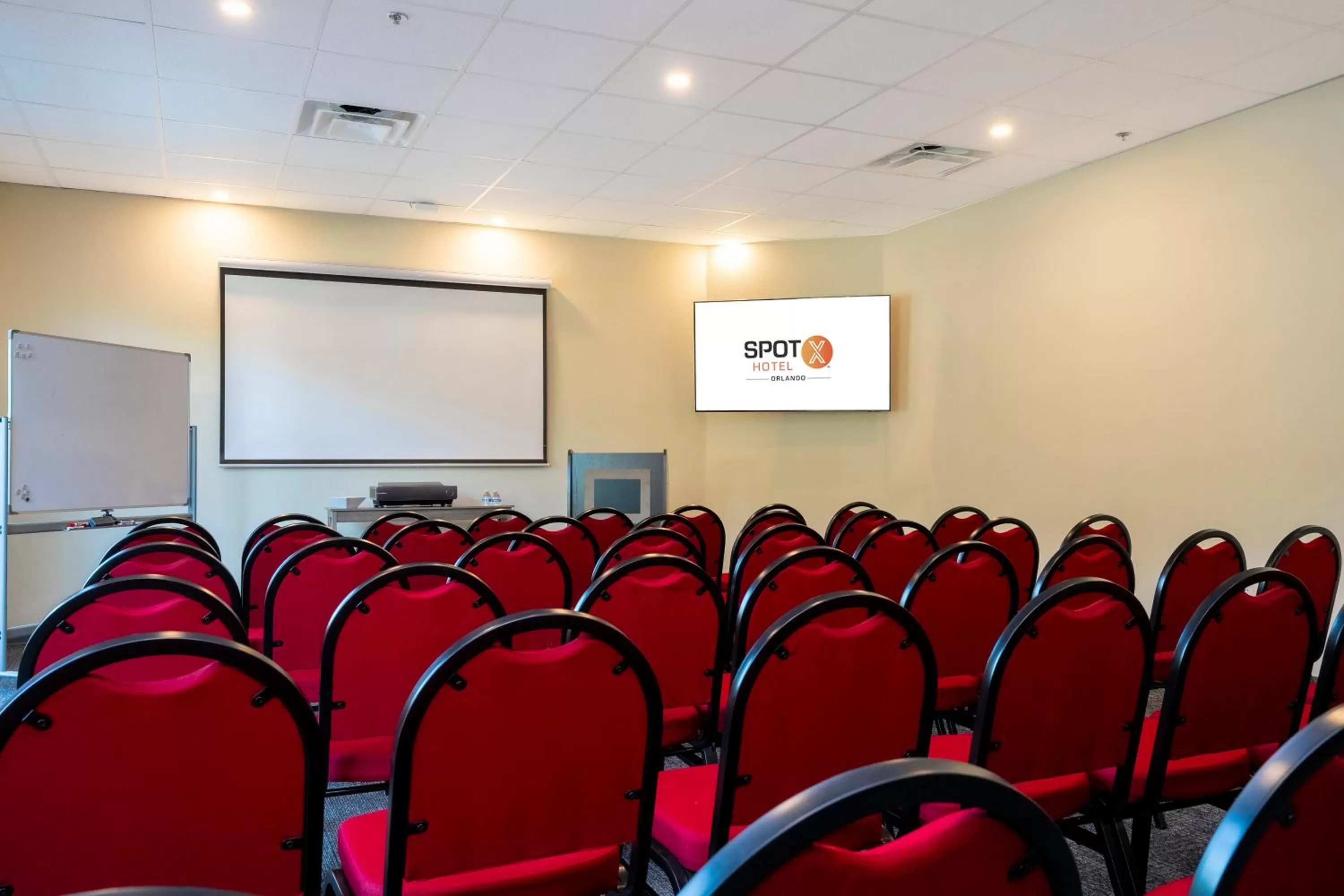 Meeting/conference room in SPOT X Hotel Orlando Intl Dr by The Red Collection
