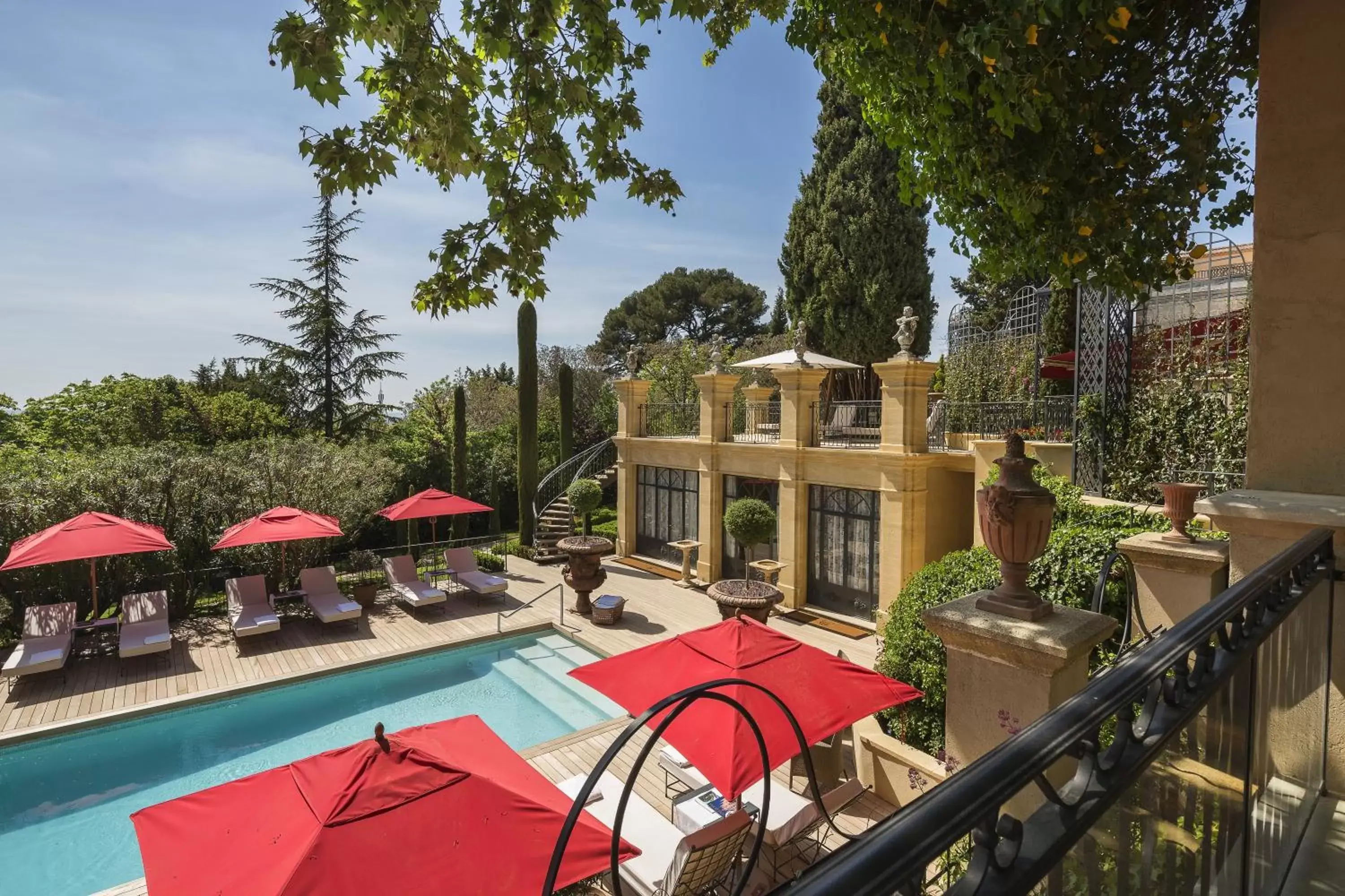 Swimming pool, Pool View in Villa Gallici Hôtel & Spa