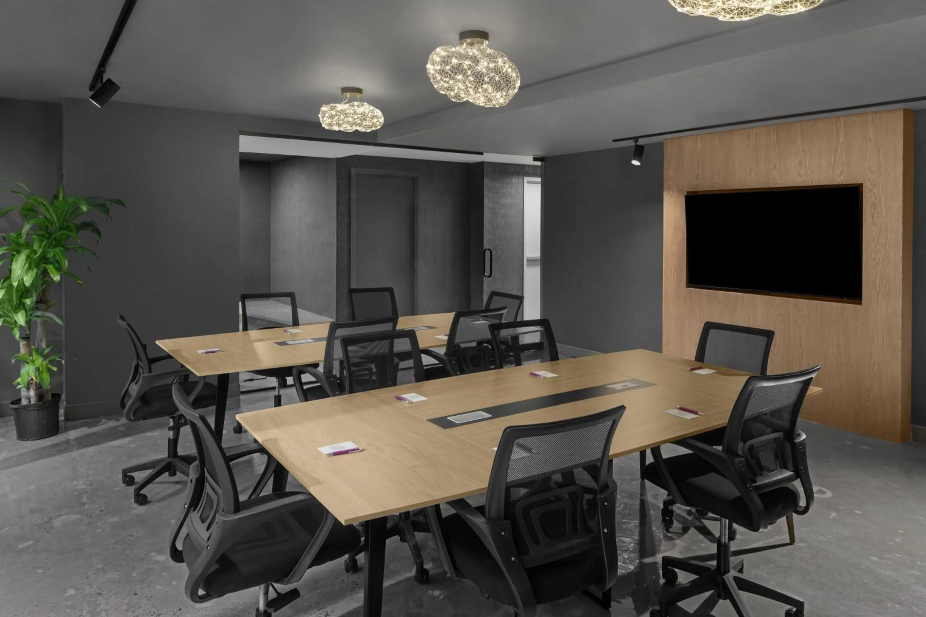 Meeting/conference room in Aloft New York Chelsea