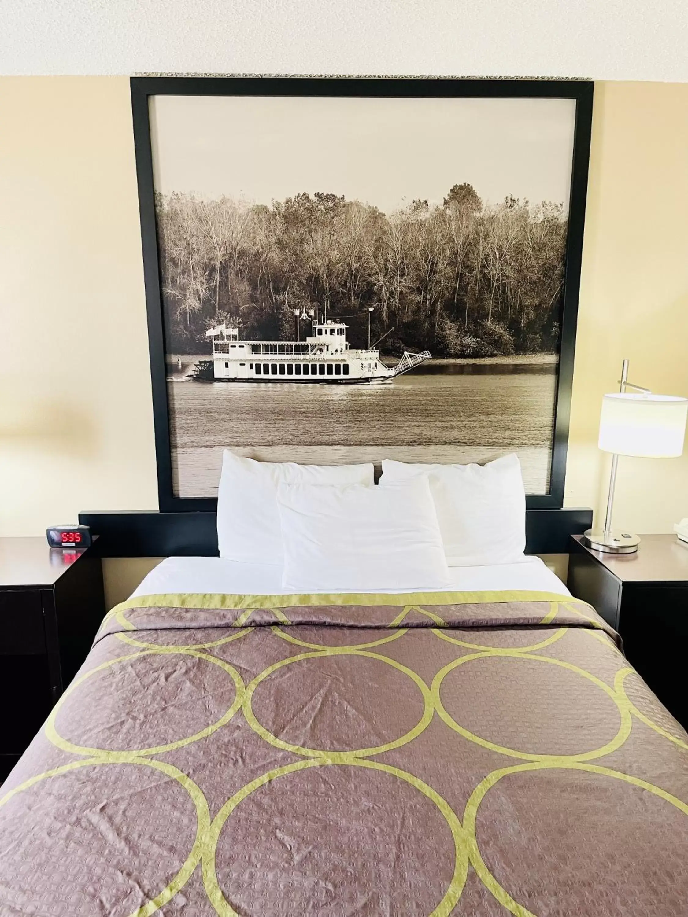 Bed in Super 8 by Wyndham Clear Lake