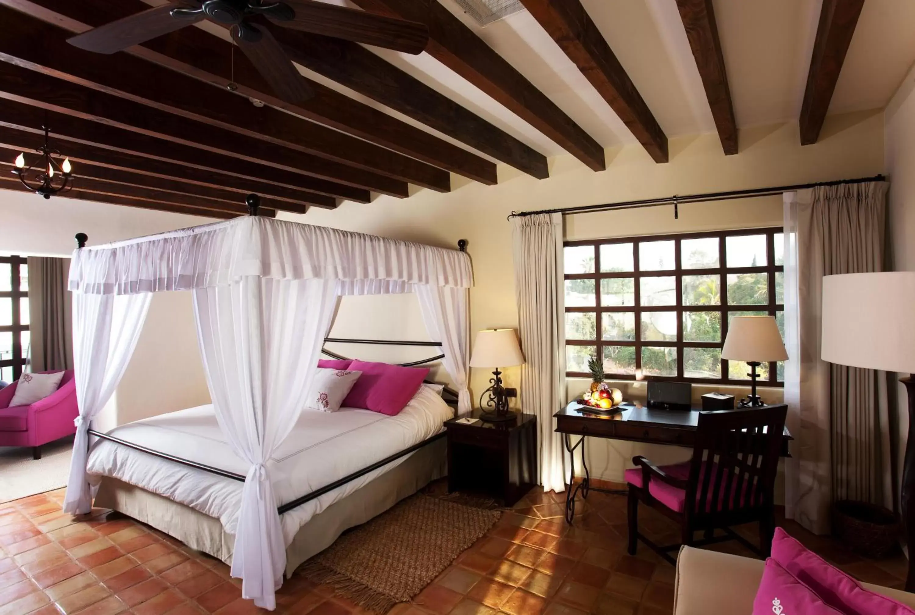 Suite in Guaycura Boutique Hotel, Beach Club & Spa