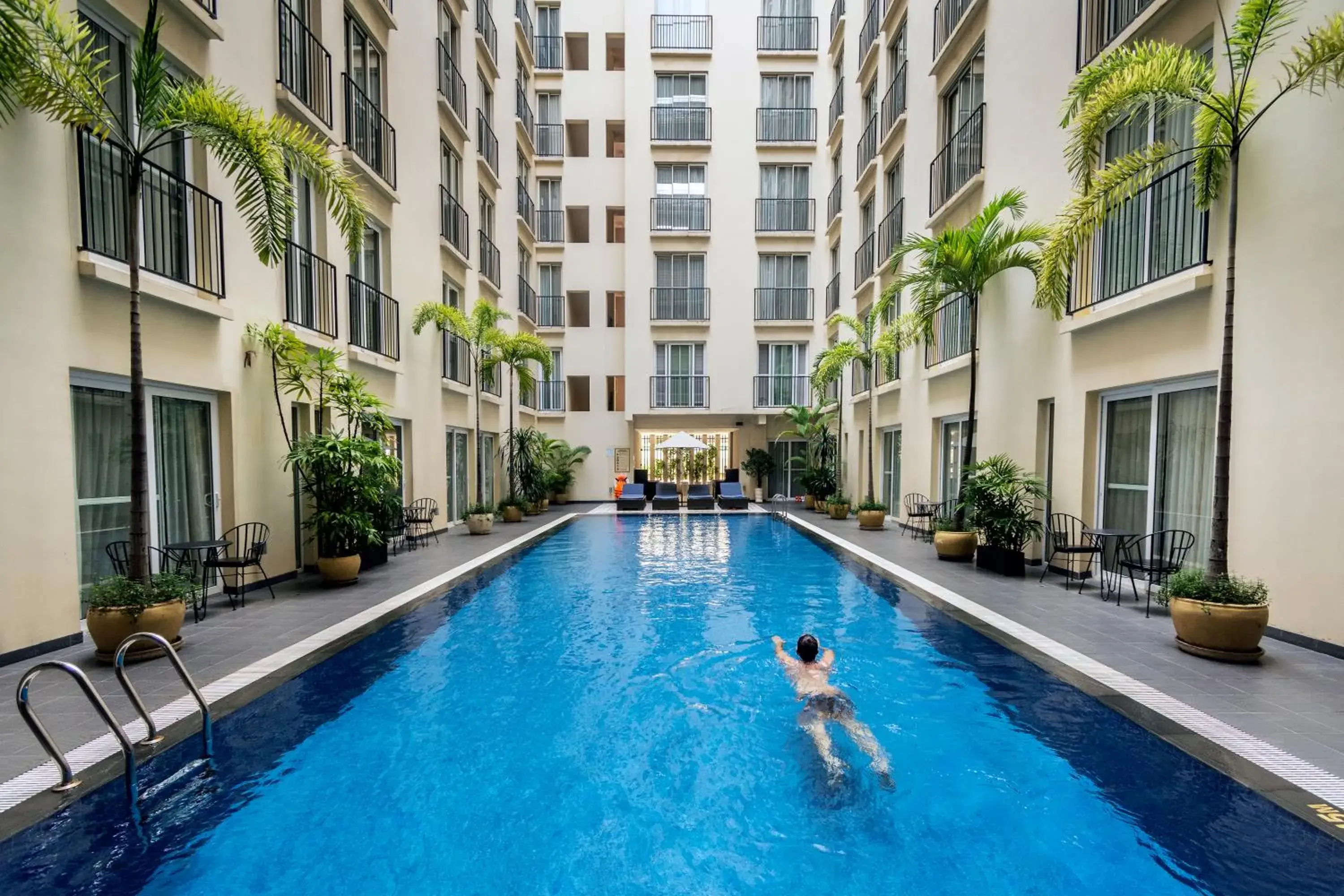 Swimming Pool in Central Mansions Serviced Apartments