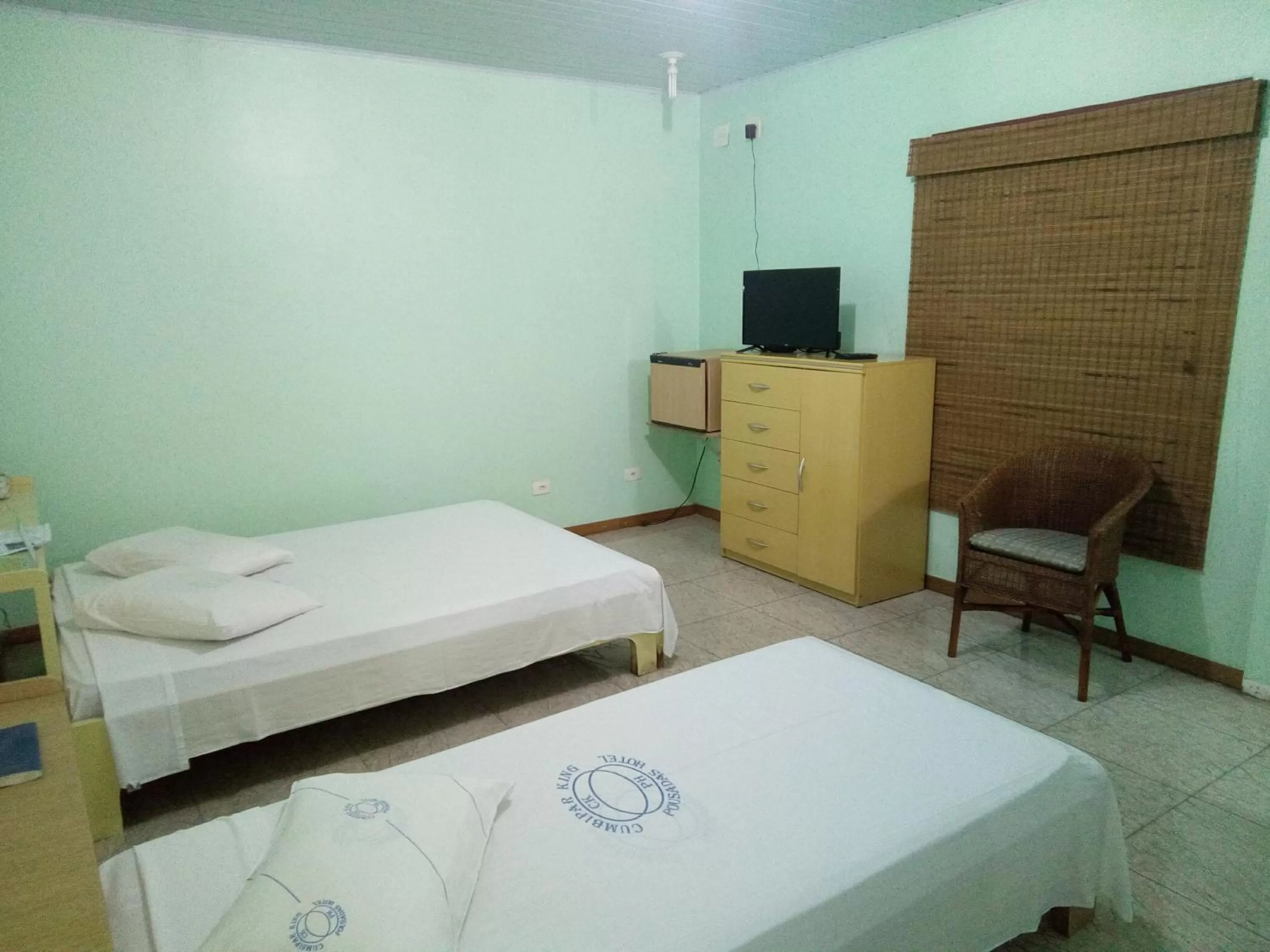 Bedroom, Bed in Cumbipar King Hotel