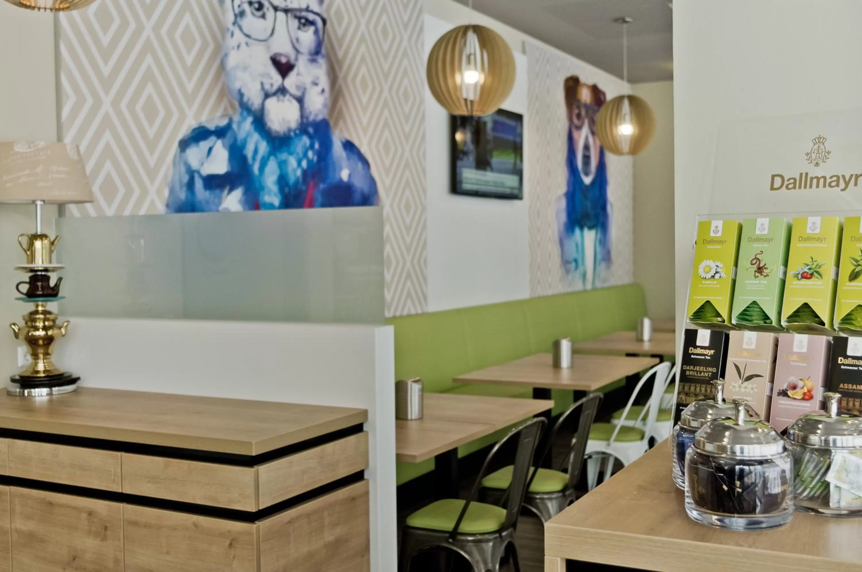 Restaurant/places to eat in Super 8 by Wyndham Munich City West