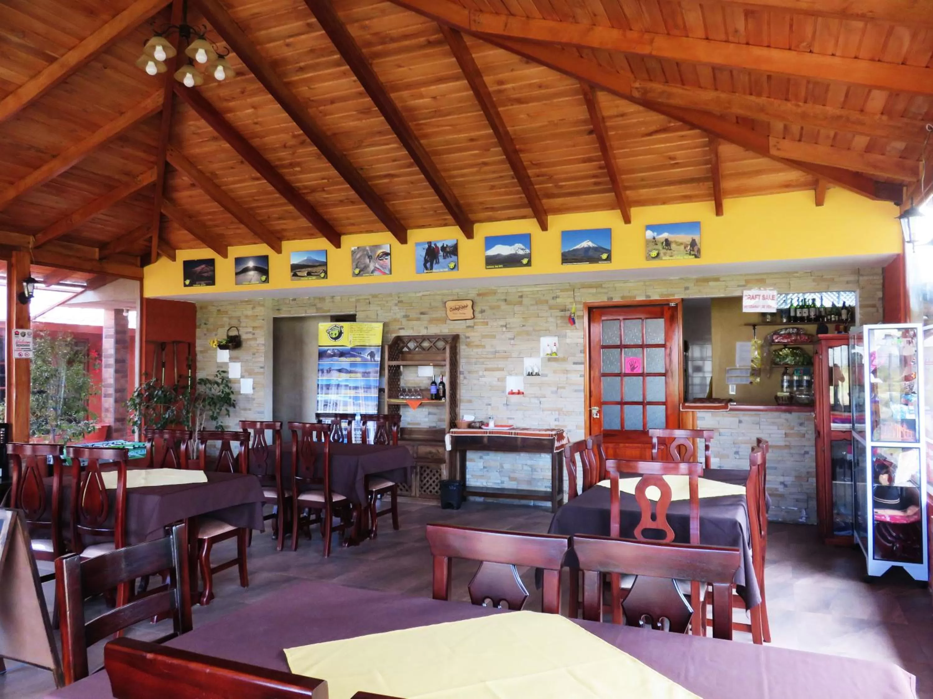 Restaurant/places to eat in Casa del Montañero