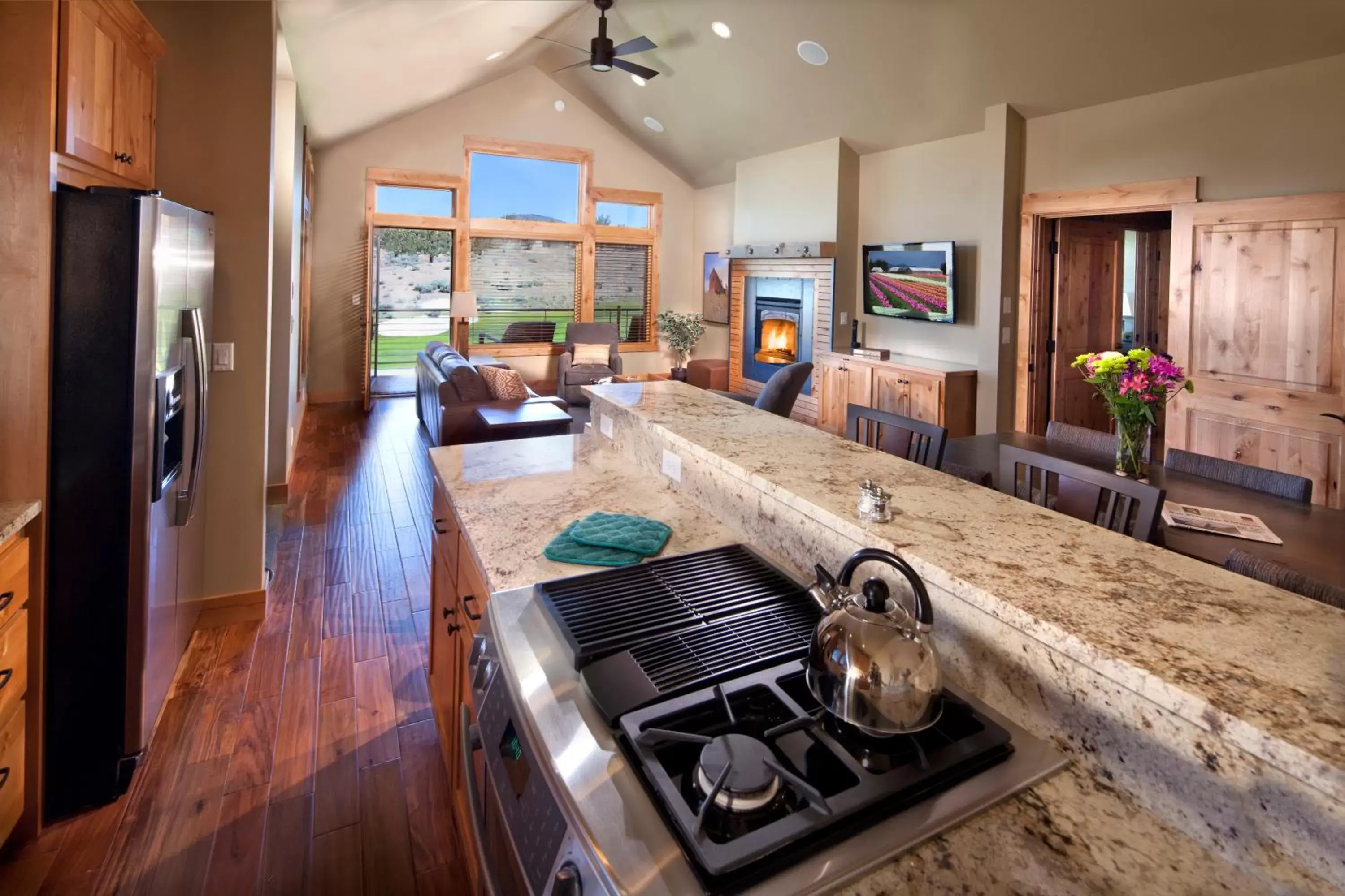 Kitchen or kitchenette, Kitchen/Kitchenette in Brasada Ranch