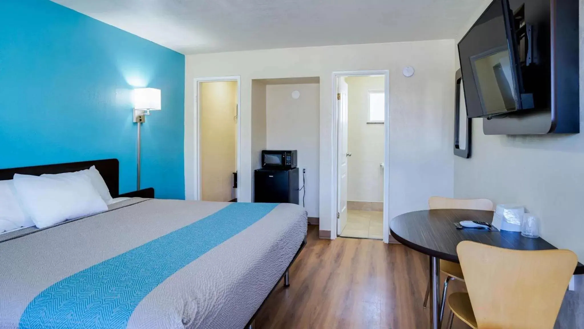 Bedroom in Motel 6-Odessa, TX - 2nd Street