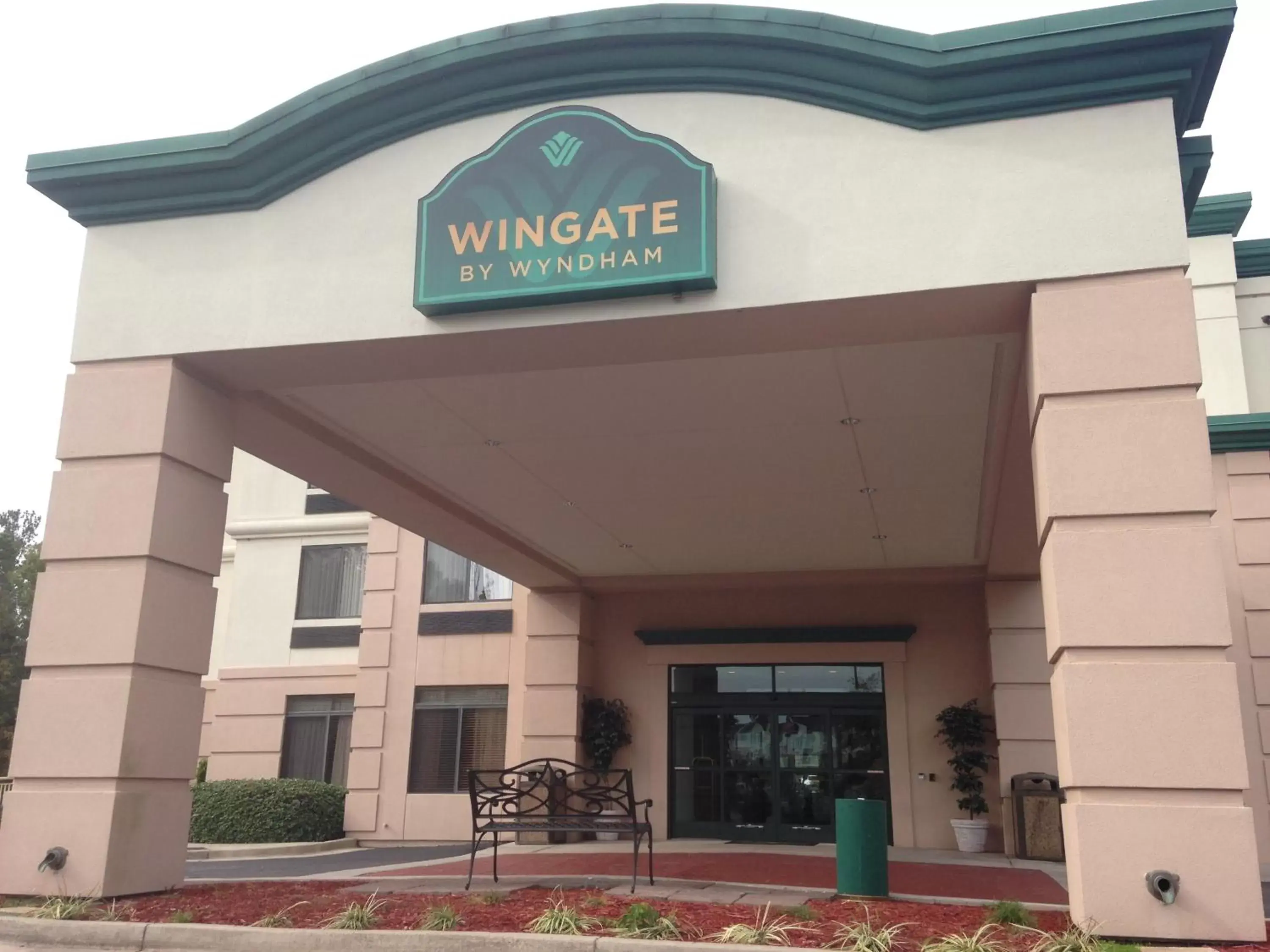 Facade/entrance in Wingate by Wyndham Augusta
