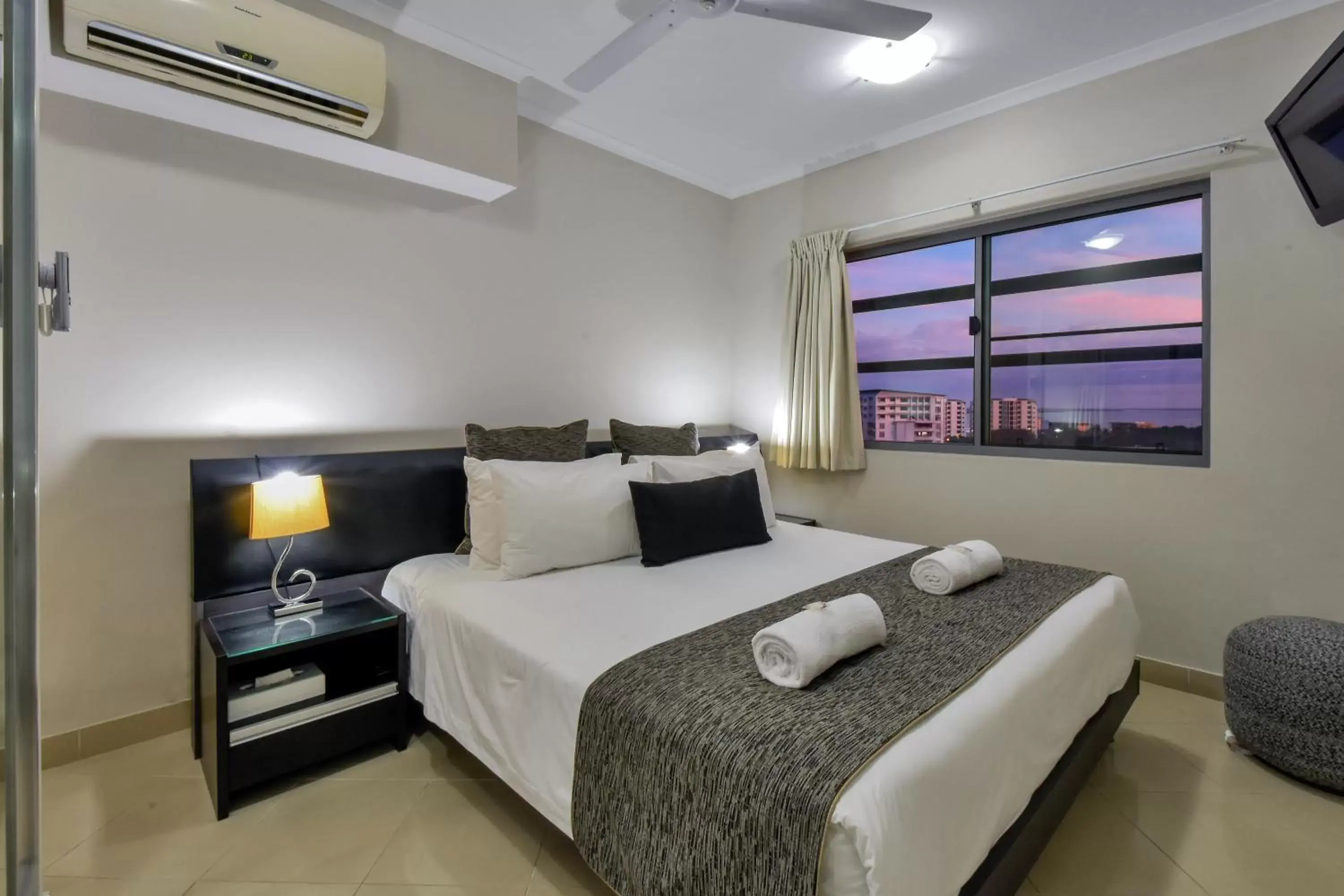 Bedroom, Bed in Argus Apartments Darwin