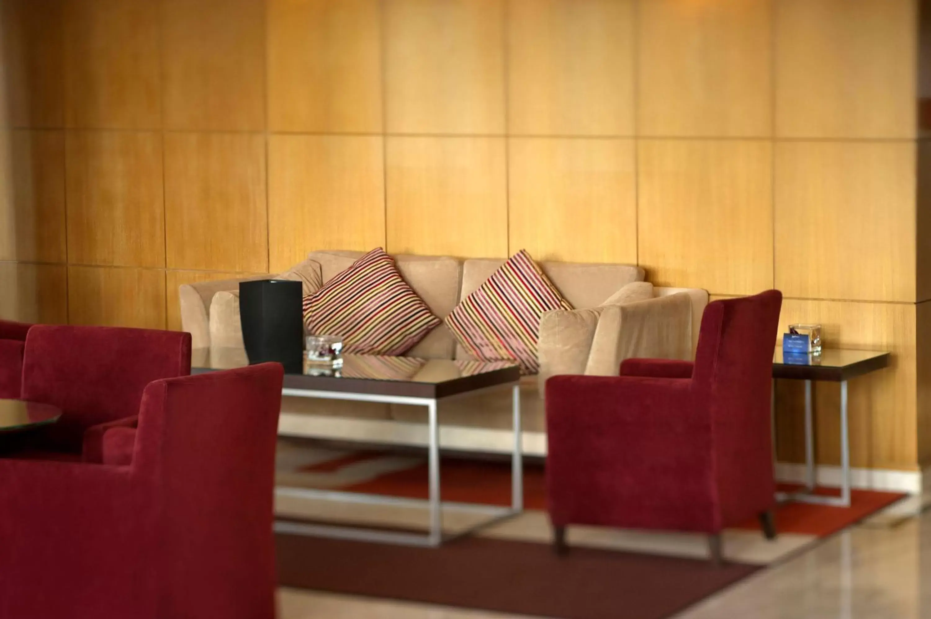 Lobby or reception, Seating Area in Radisson Blu Martinez Beirut