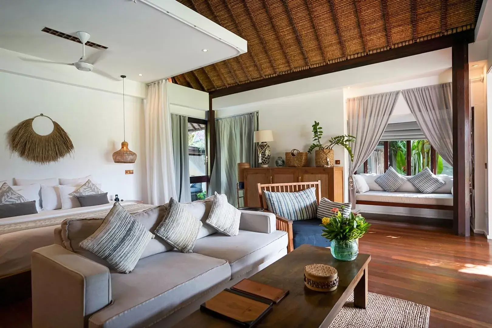 Living room, Seating Area in Pondok Santi Estate