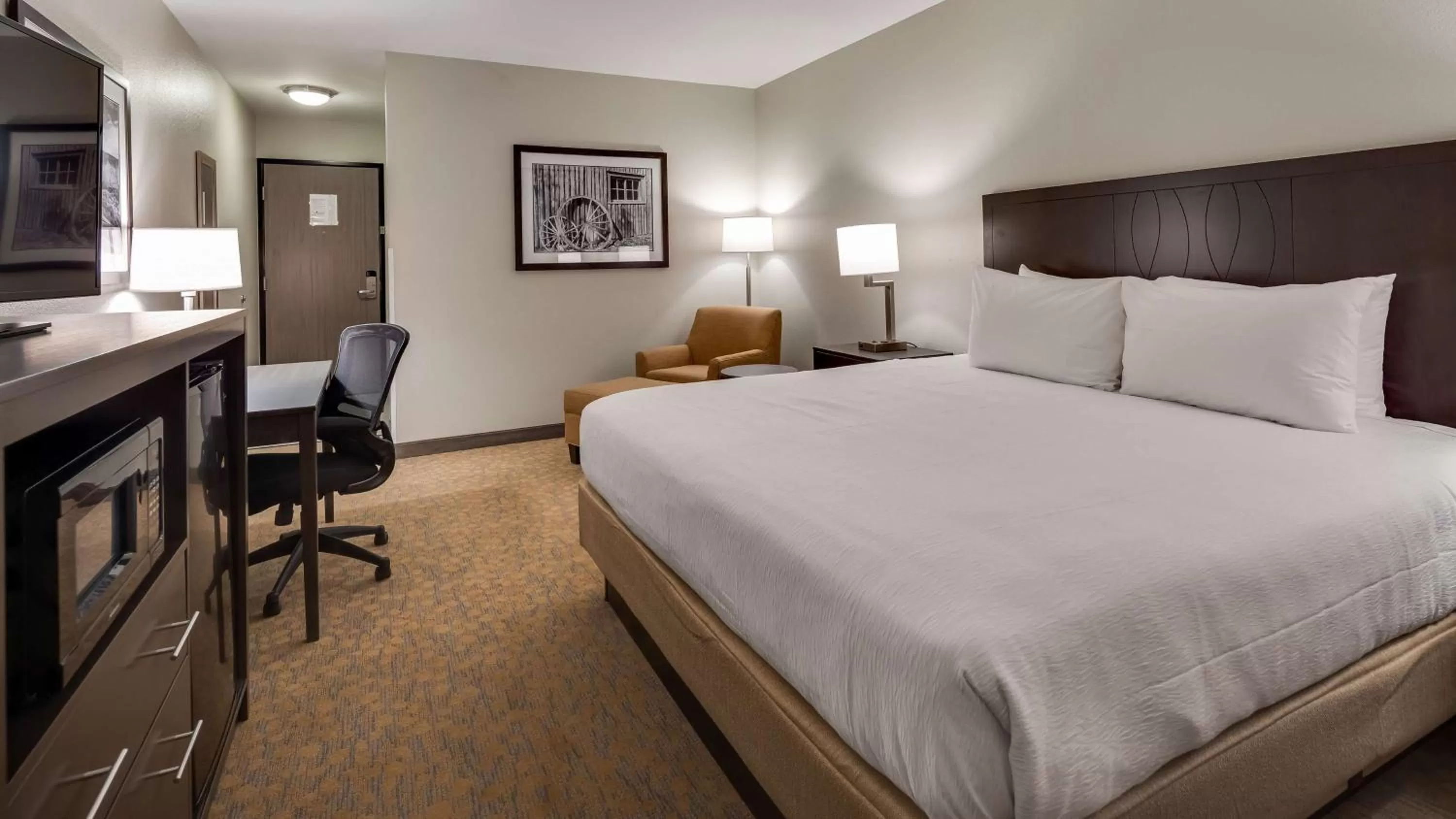 Bedroom, Bed in Best Western Plus The Inn at Hells Canyon