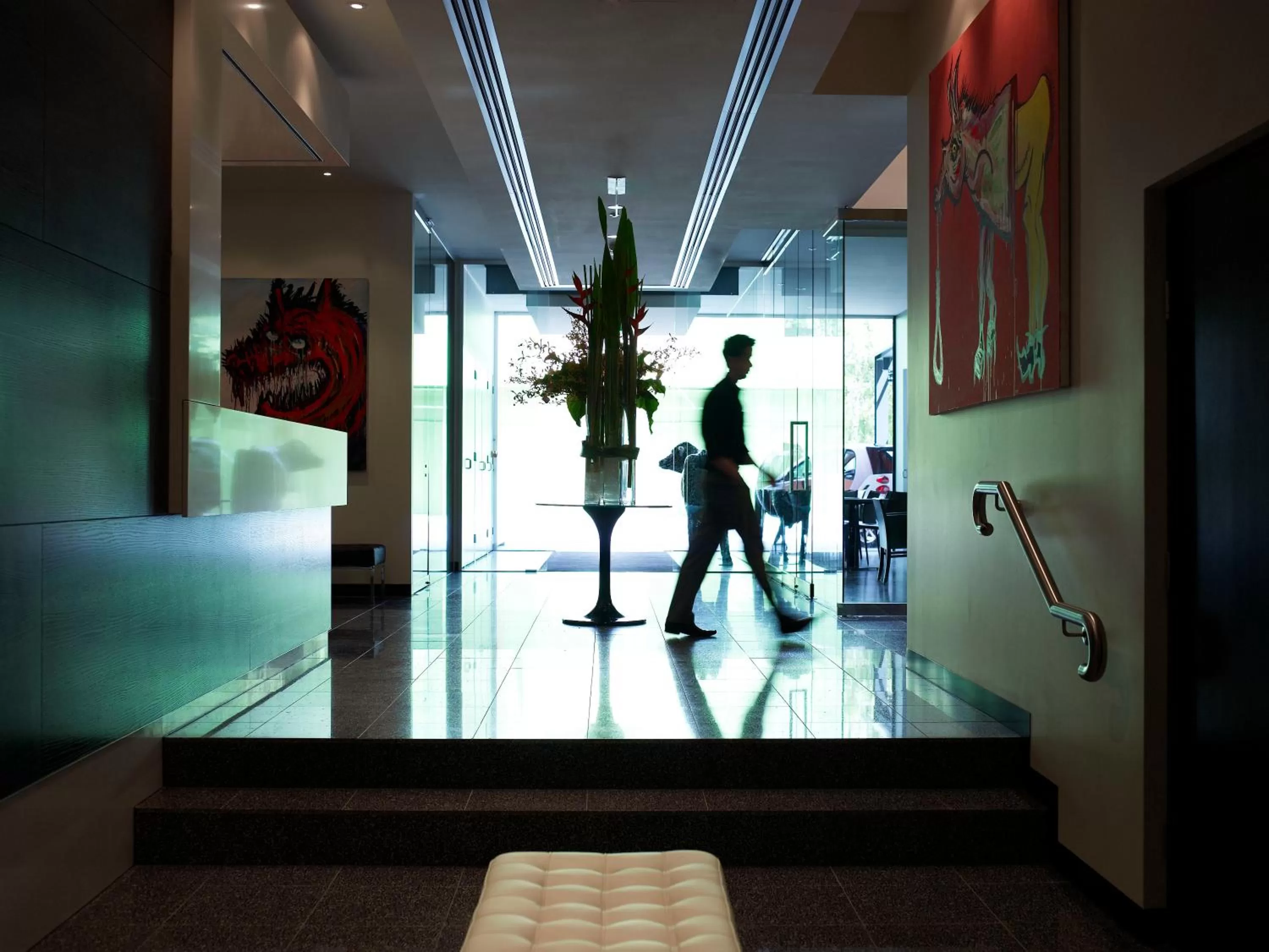 Lobby or reception in The Cullen Melbourne - Art Series