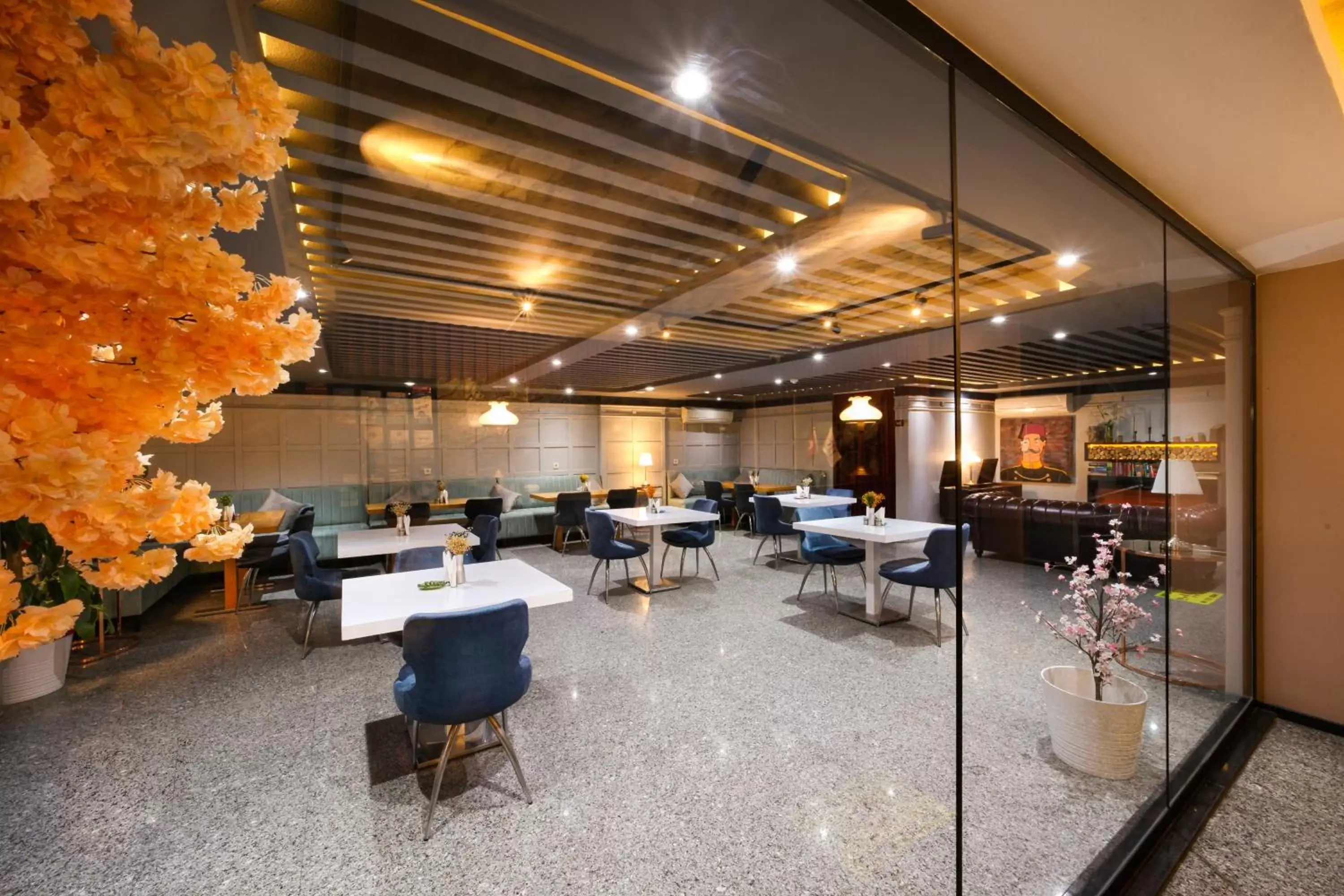 Lobby or reception, Restaurant/Places to Eat in Harbiye Residence