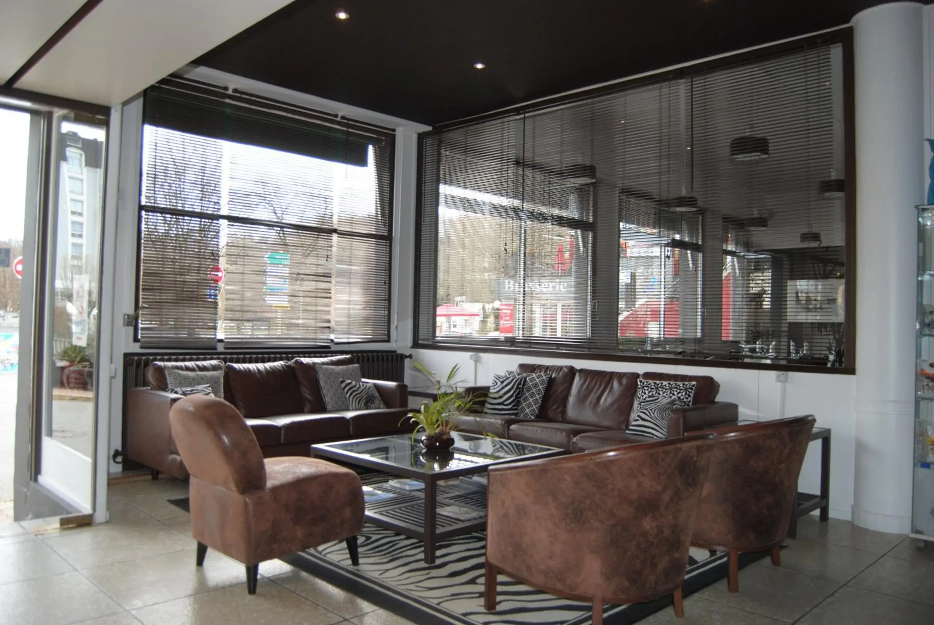 Lobby or reception in Adonis Lourdes - Notre Dame de la Sarte Lobby or reception in Adonis Lourdes - Notre Dame de la Sarte