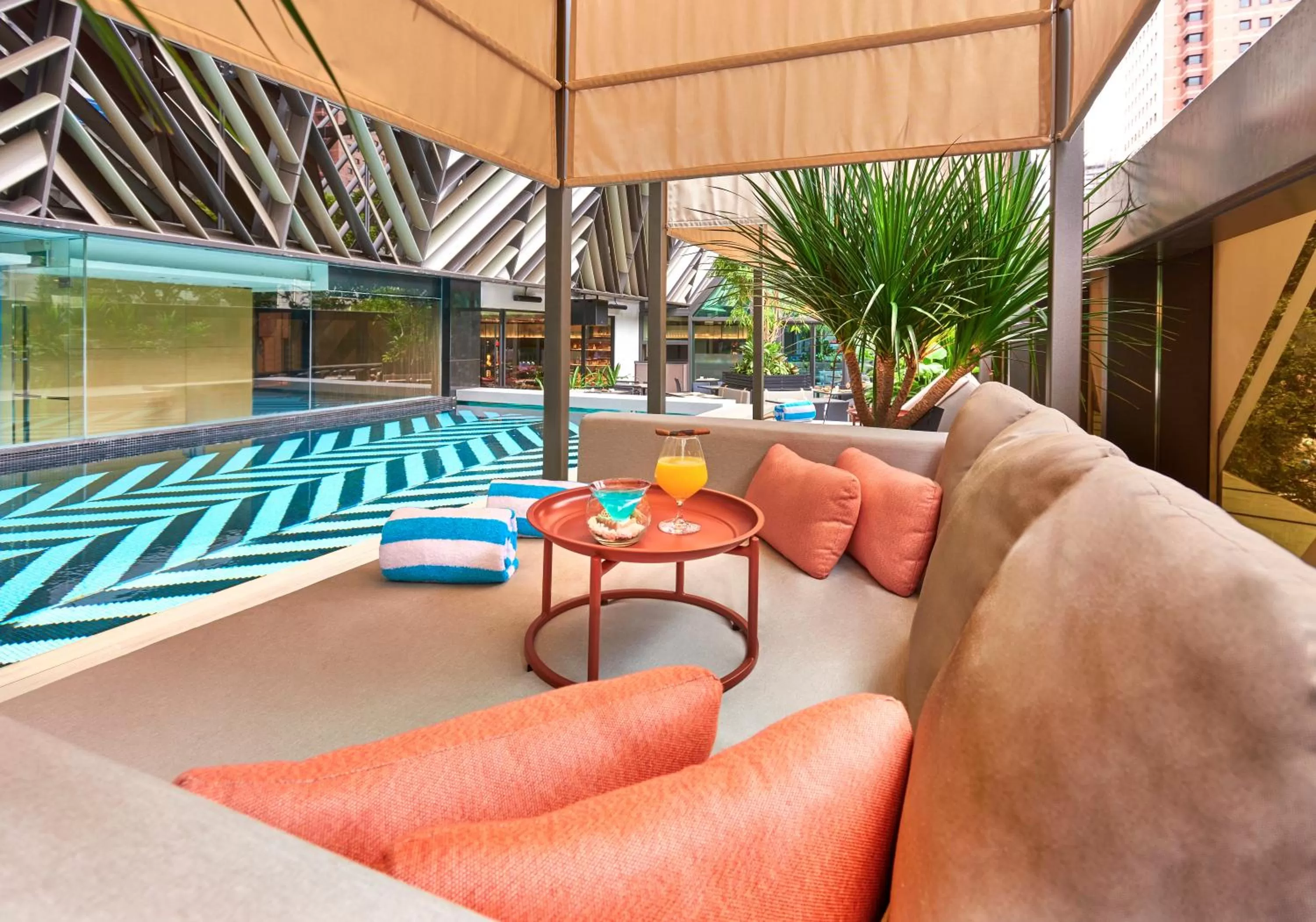 Restaurant/places to eat in Pullman Singapore Orchard