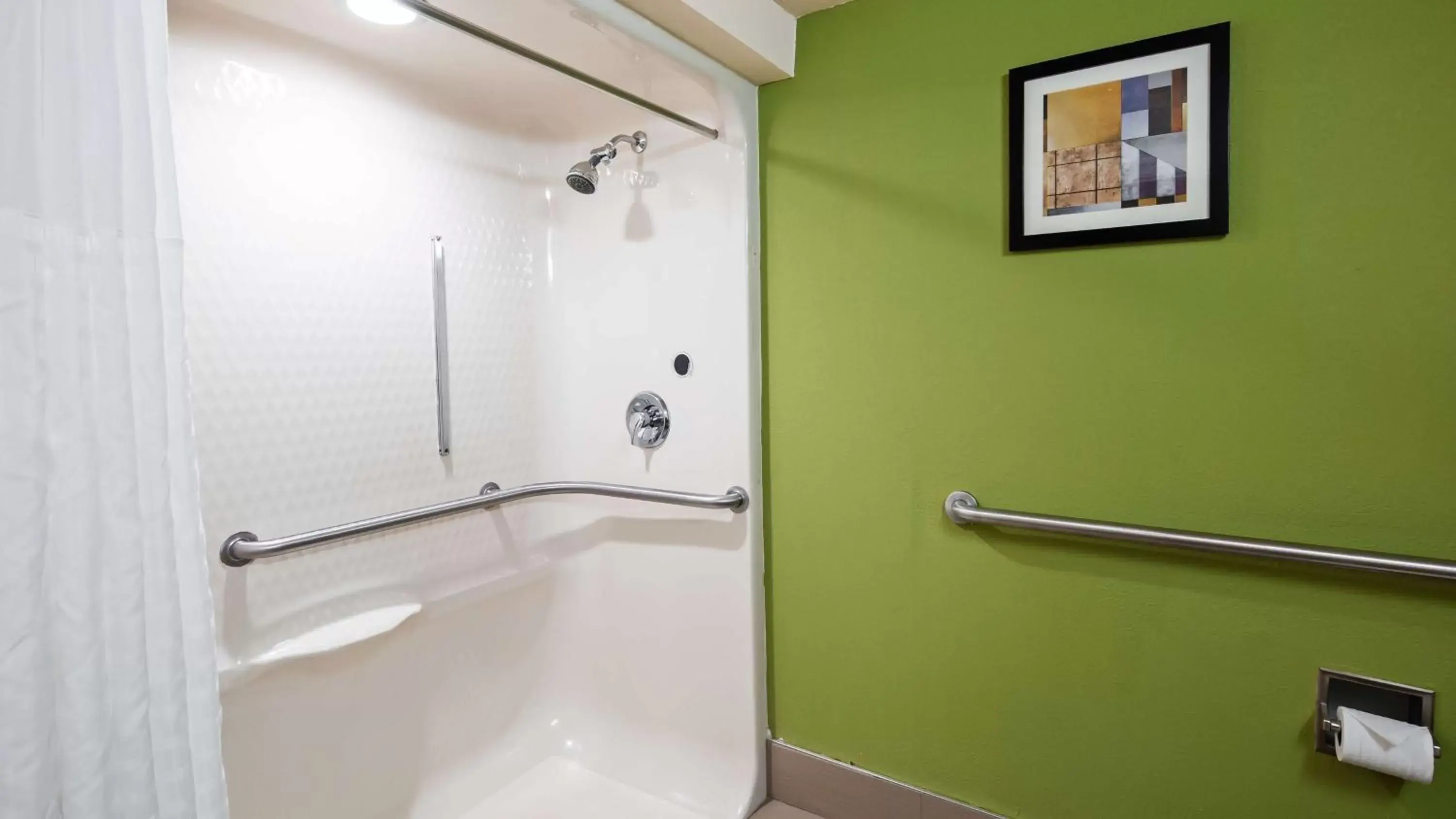 Bathroom in SureStay Plus Hotel by Best Western Macon West