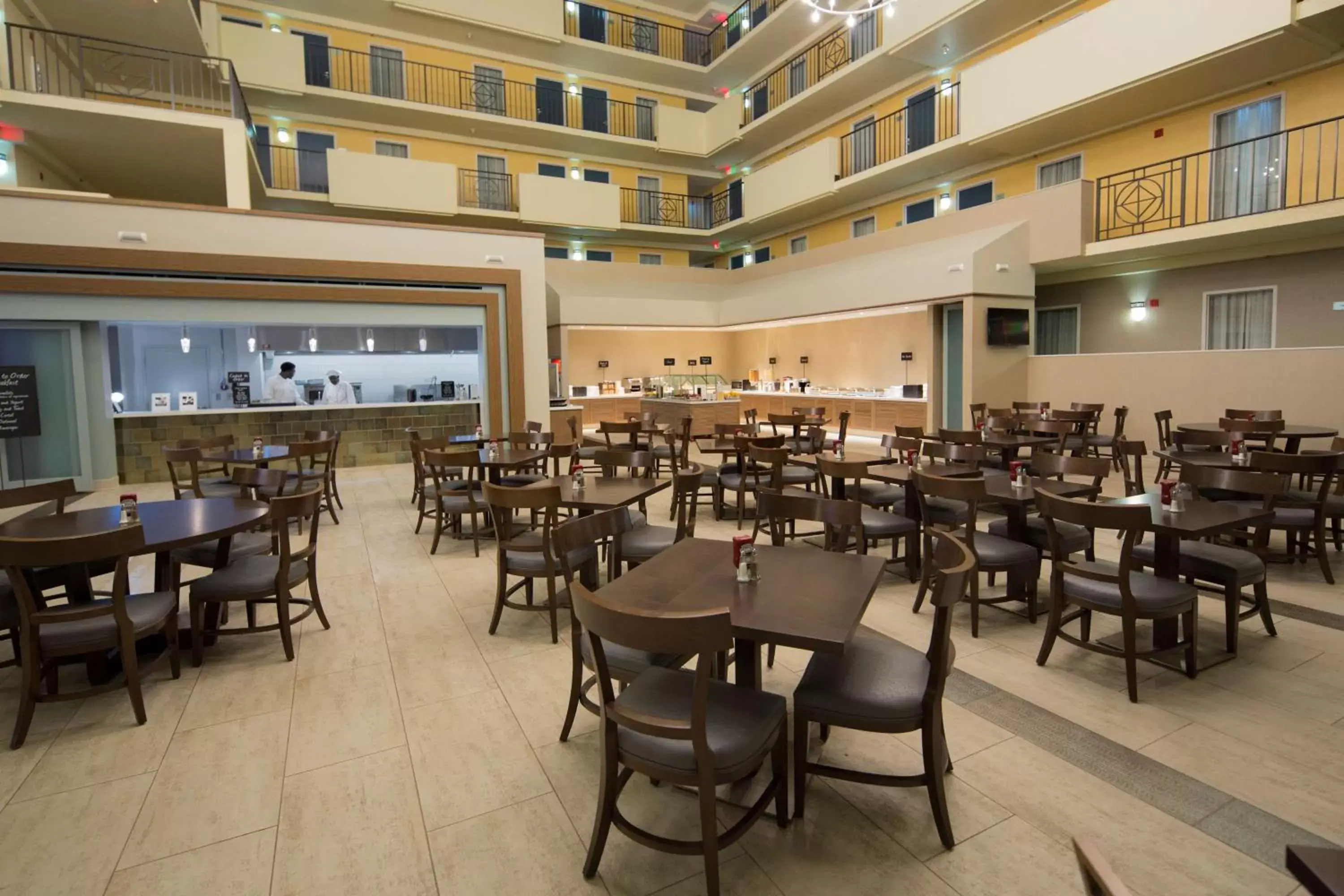 Dining area, Restaurant/Places to Eat in Embassy Suites Memphis