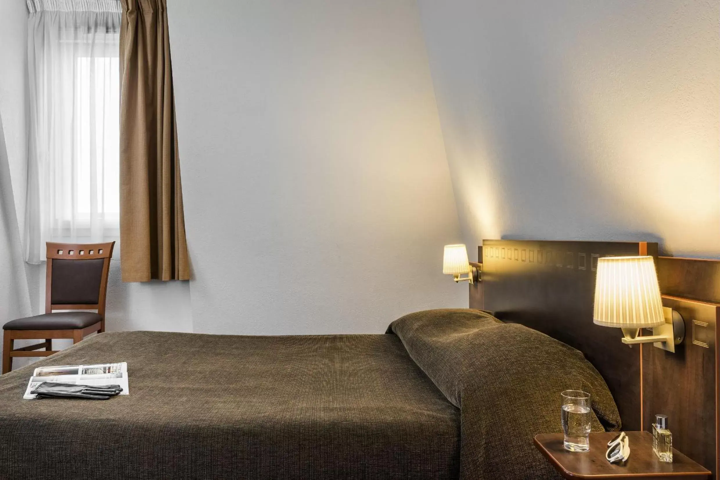 Bedroom, Bed in Aparthotel Adagio Access Paris Porte De Charenton