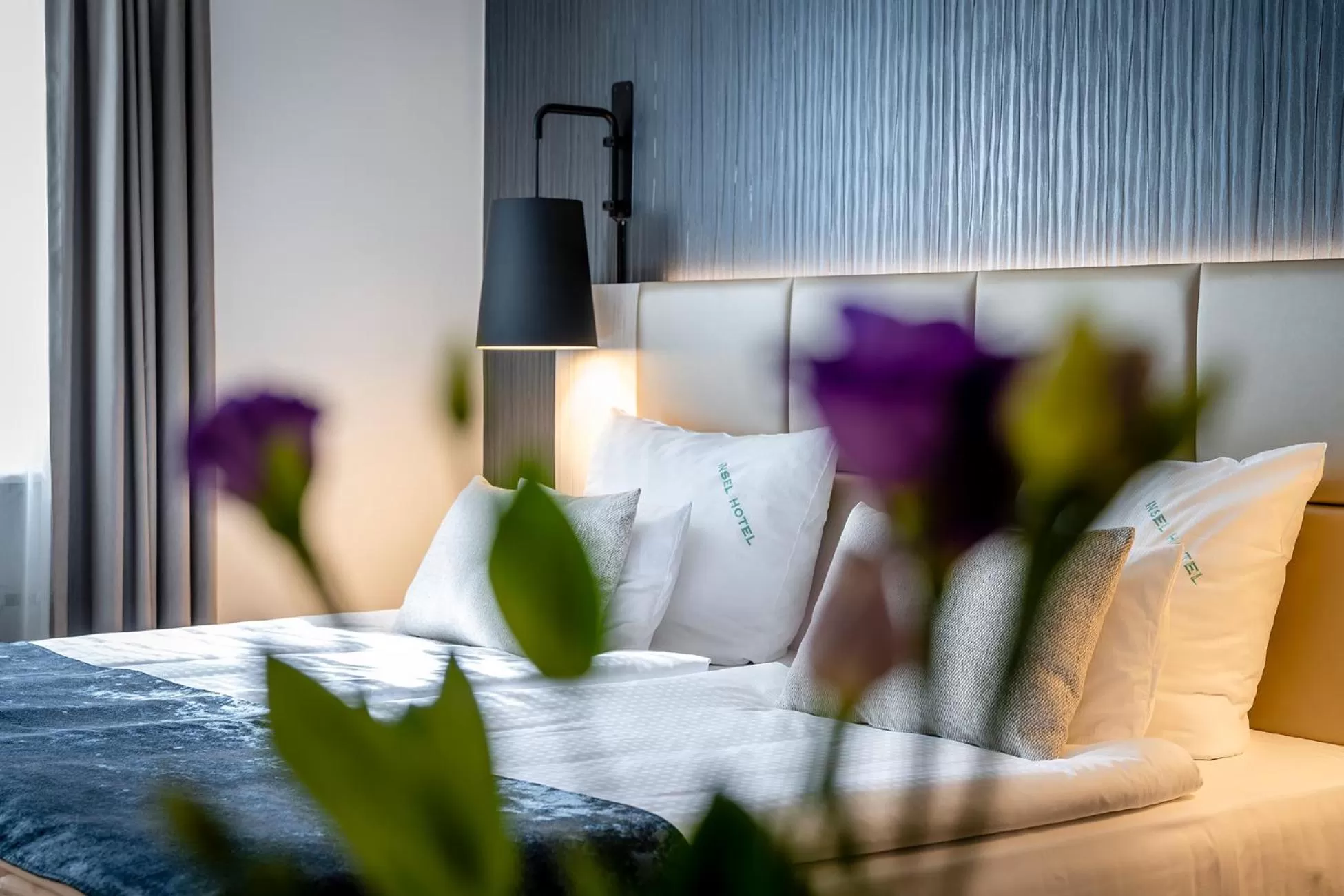 Bedroom, Bed in Insel Hotel Bonn - Superior