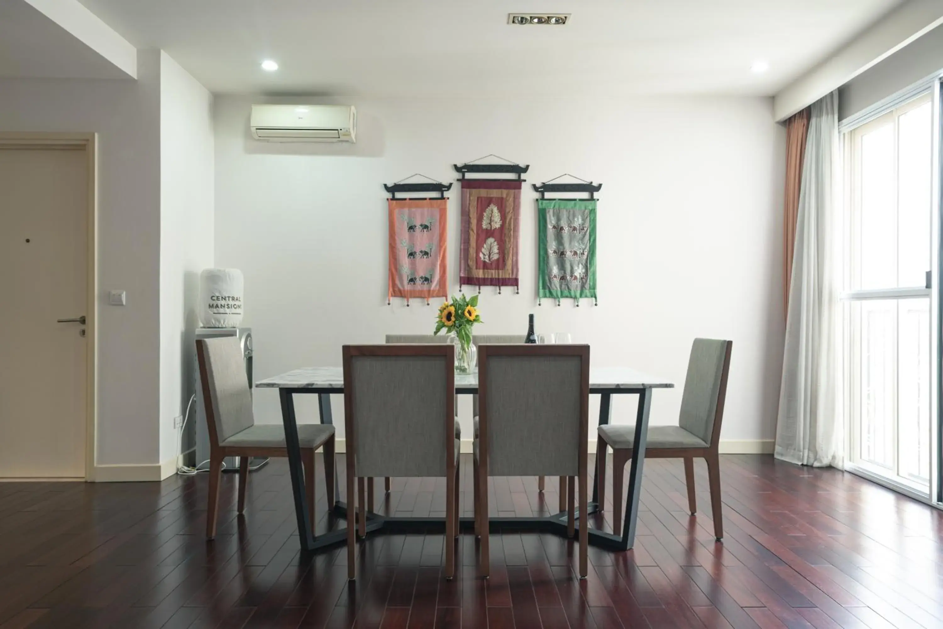 Dining Area in Central Mansions Serviced Apartments