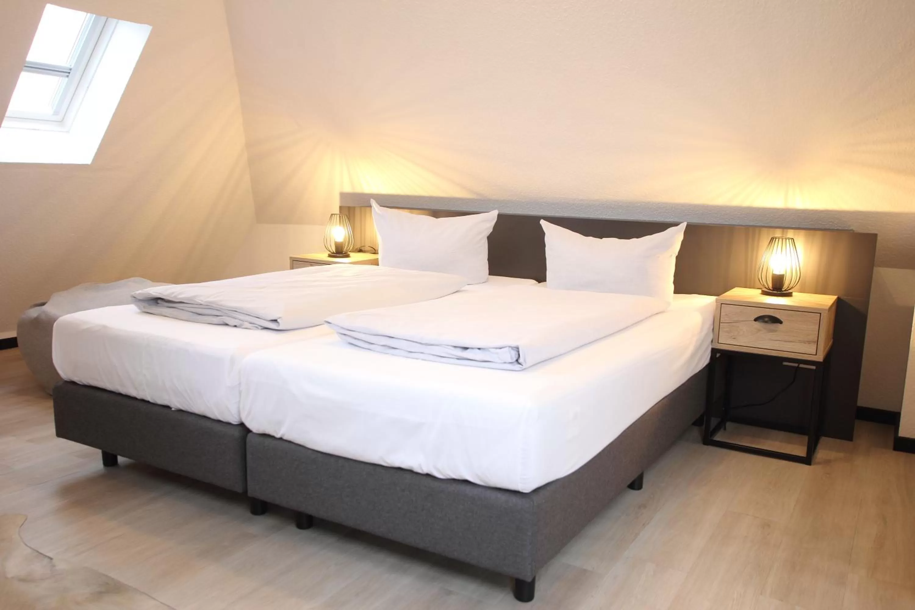 Bed in zeitlos Hotel und Restaurant am Fuchsbach