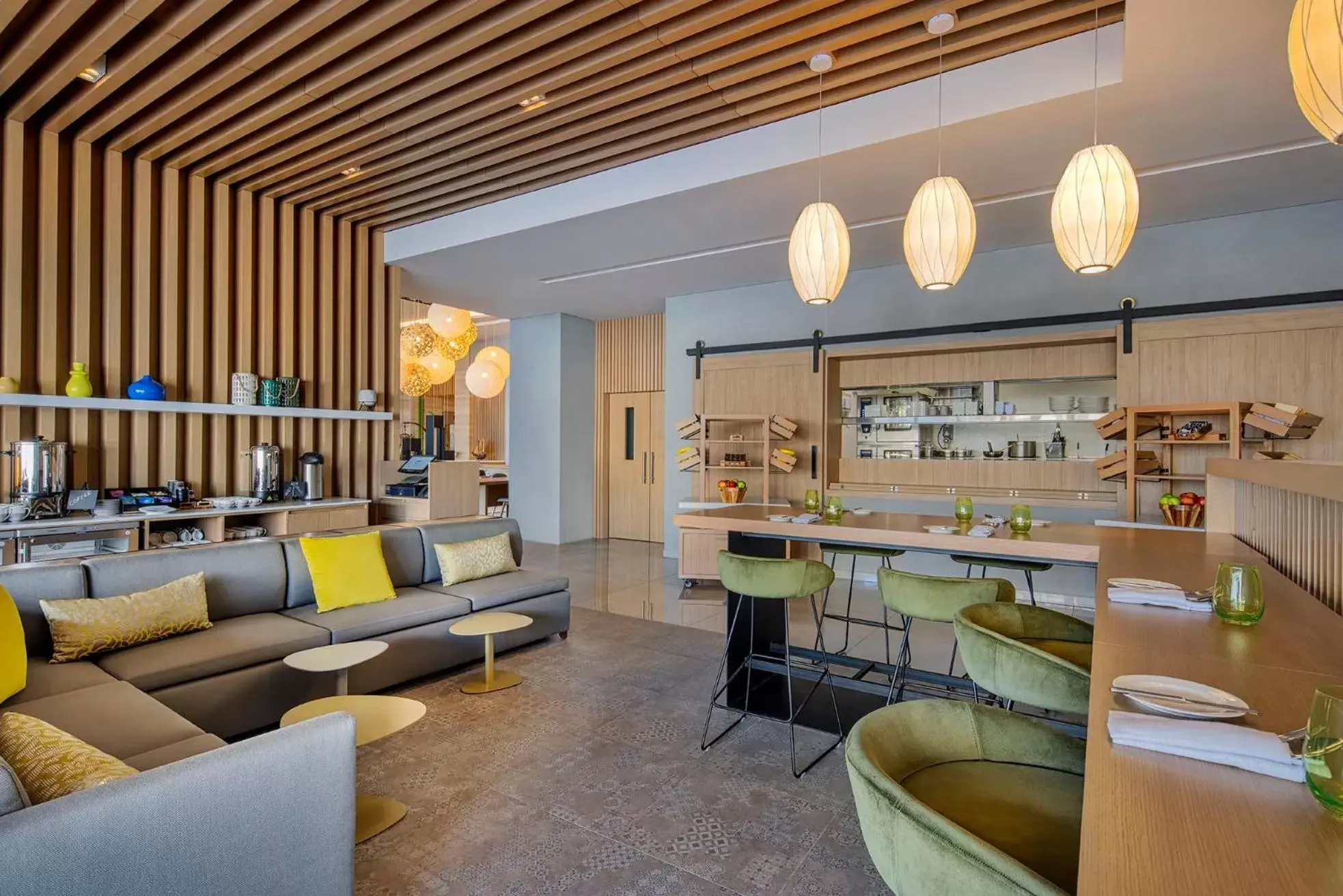 Restaurant/places to eat, Lounge/Bar in Element Al Jaddaf, Dubai