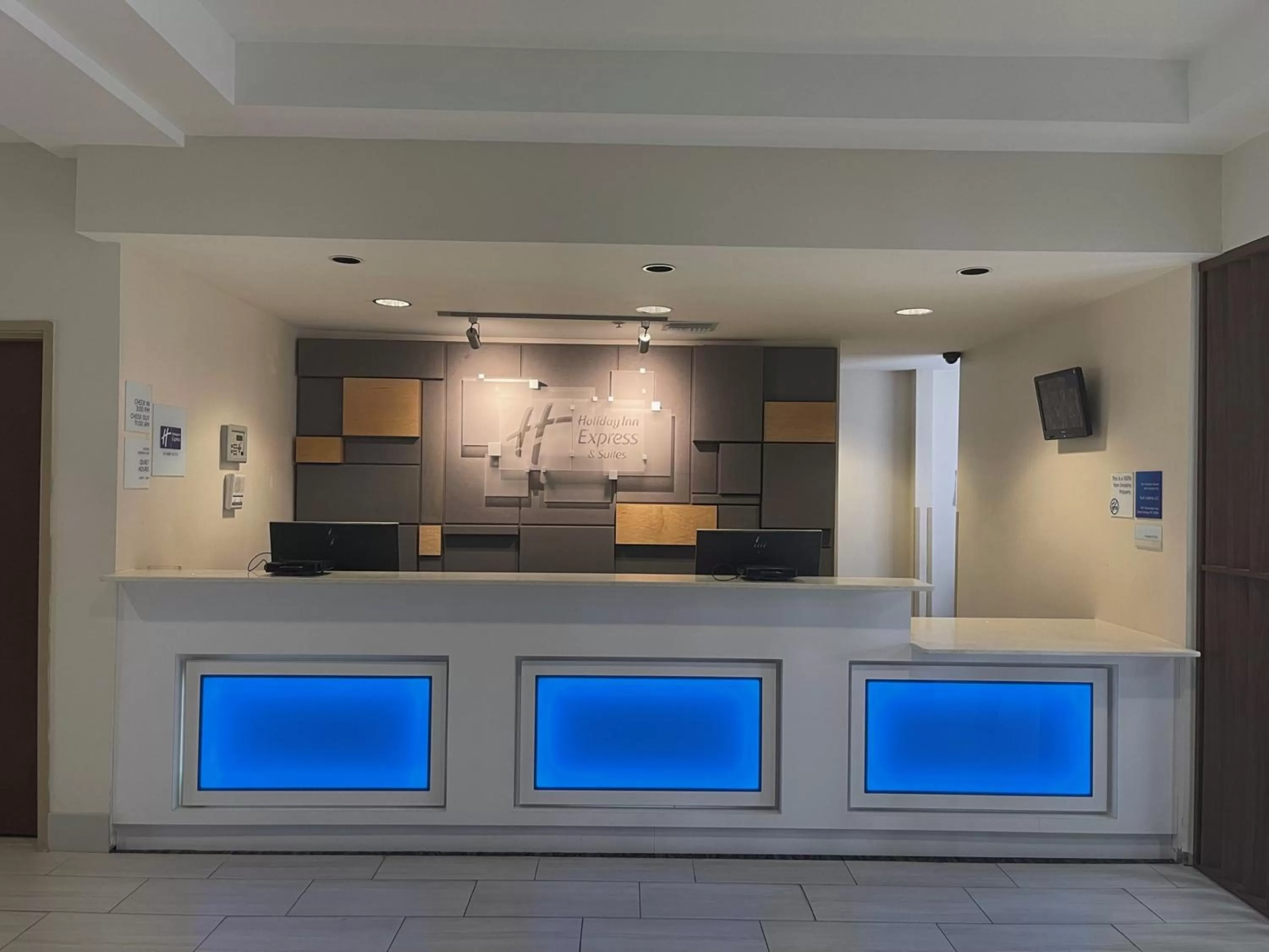 Property building in Holiday Inn Express Hotel & Suites Biloxi- Ocean Springs by IHG