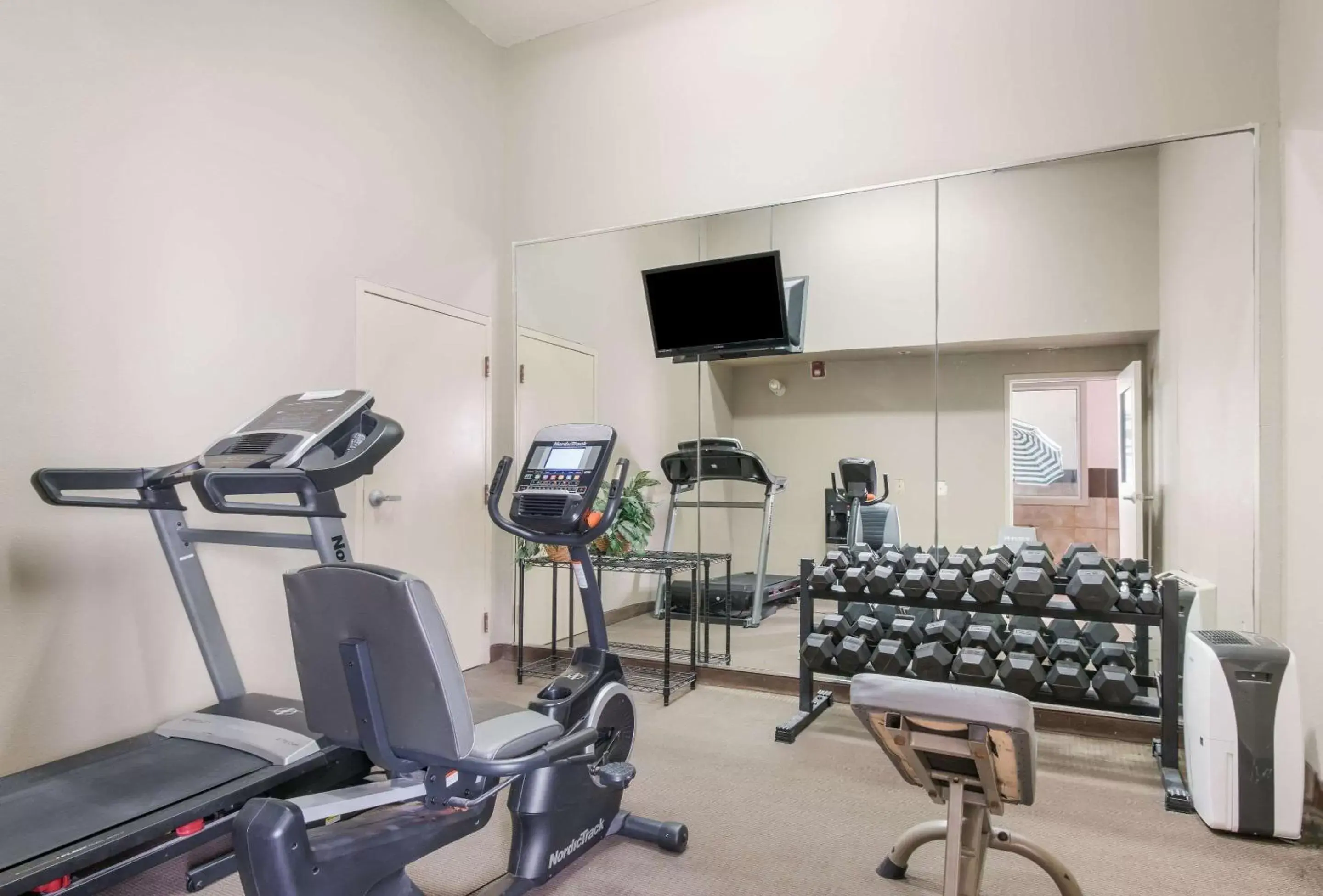 Fitness centre/facilities, Fitness Center/Facilities in Sleep Inn & Suites Ronks