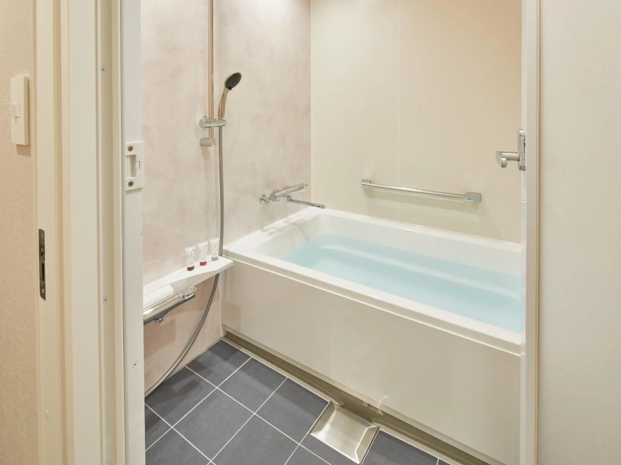 Bathroom in Grand Nikko Tokyo Bay Maihama