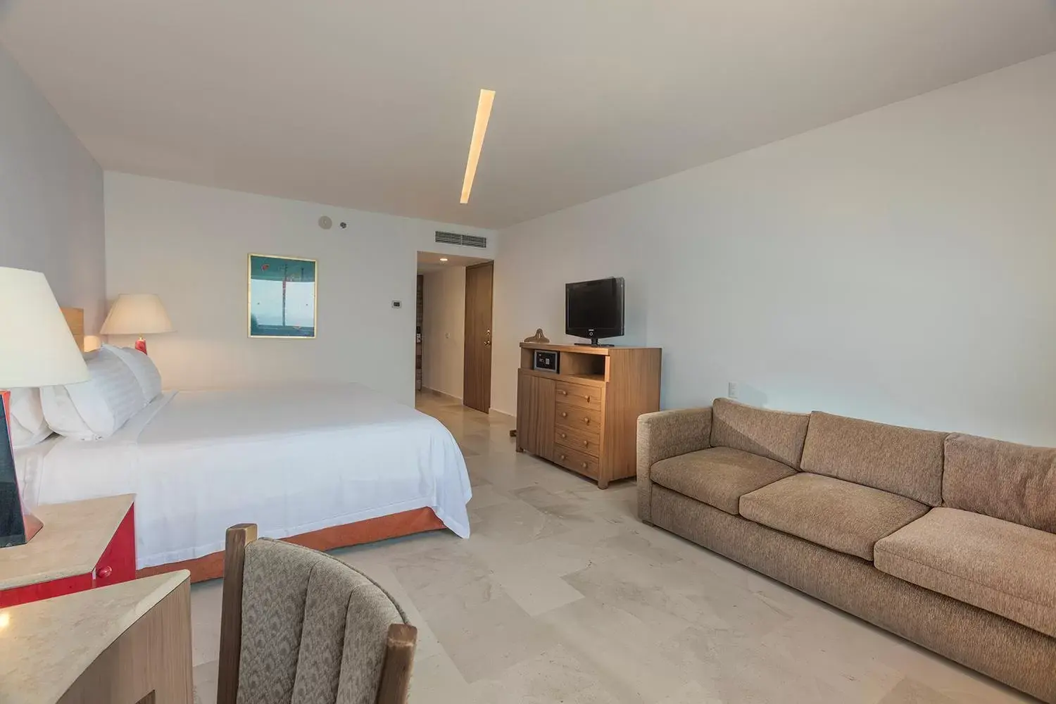 Bed in Holiday Inn Resort Ixtapa All-Inclusive, an IHG Hotel