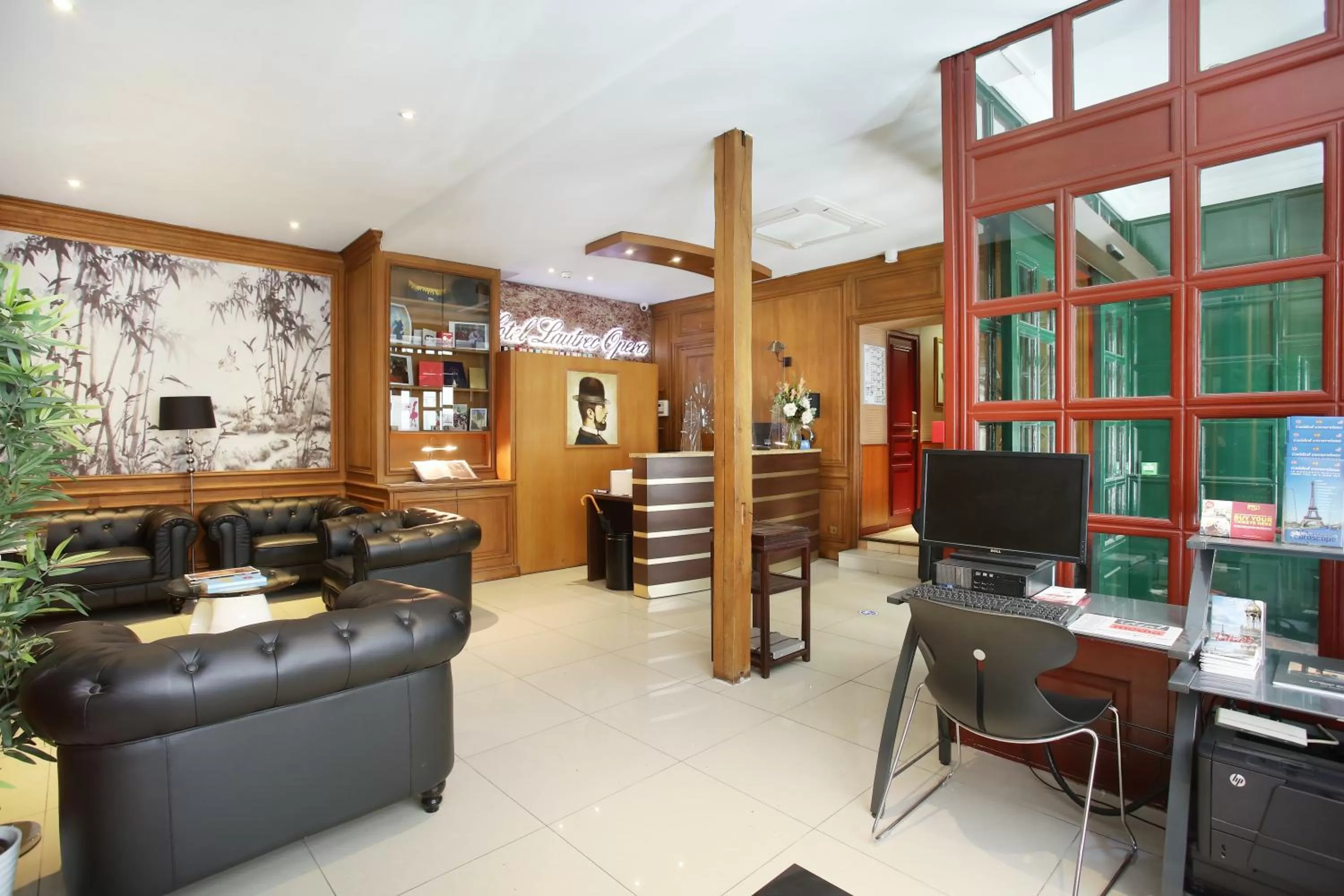 Lobby or reception in Hotel Lautrec Opera