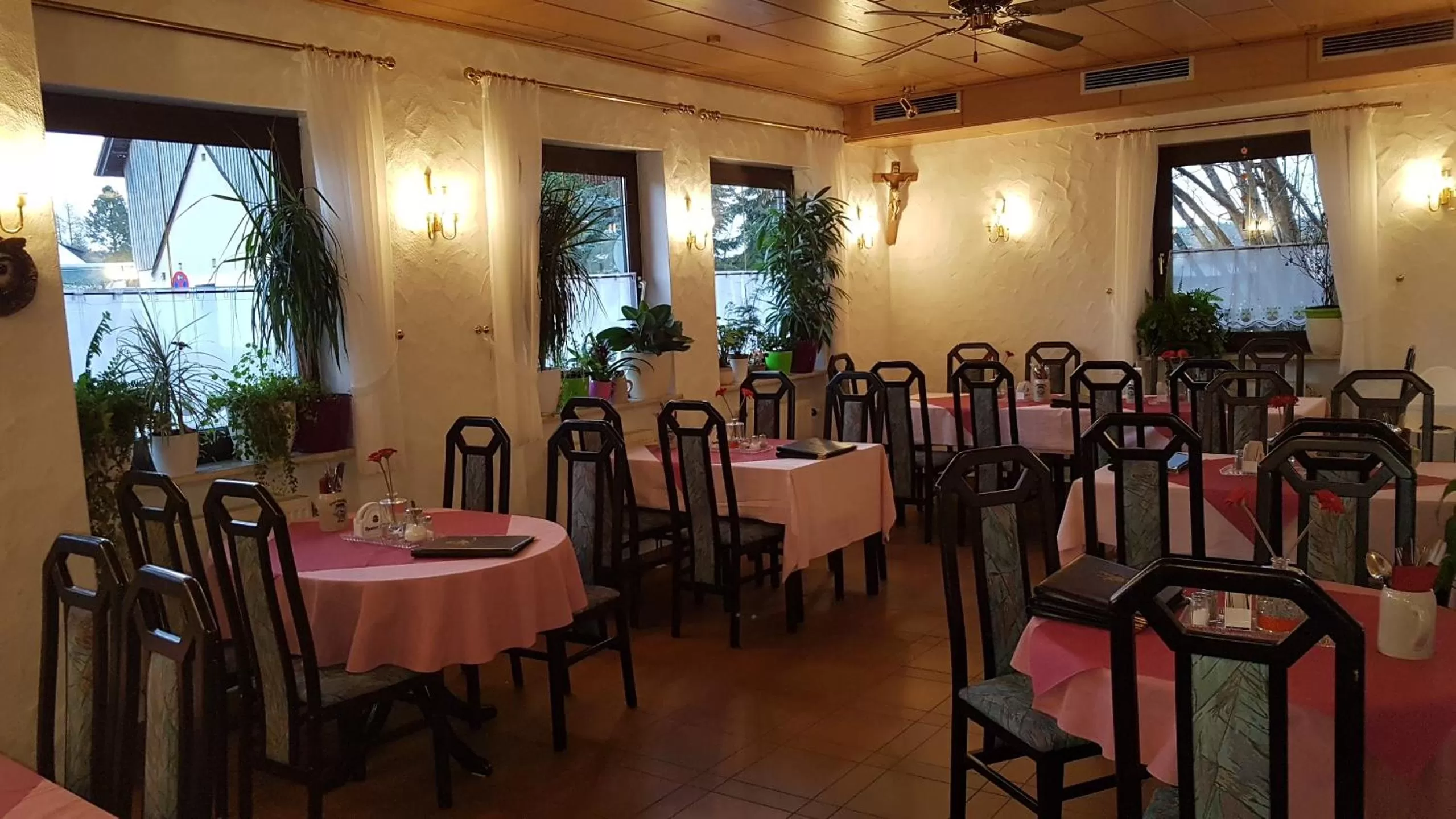 Restaurant/places to eat in Frankenstube-Winkelhaid