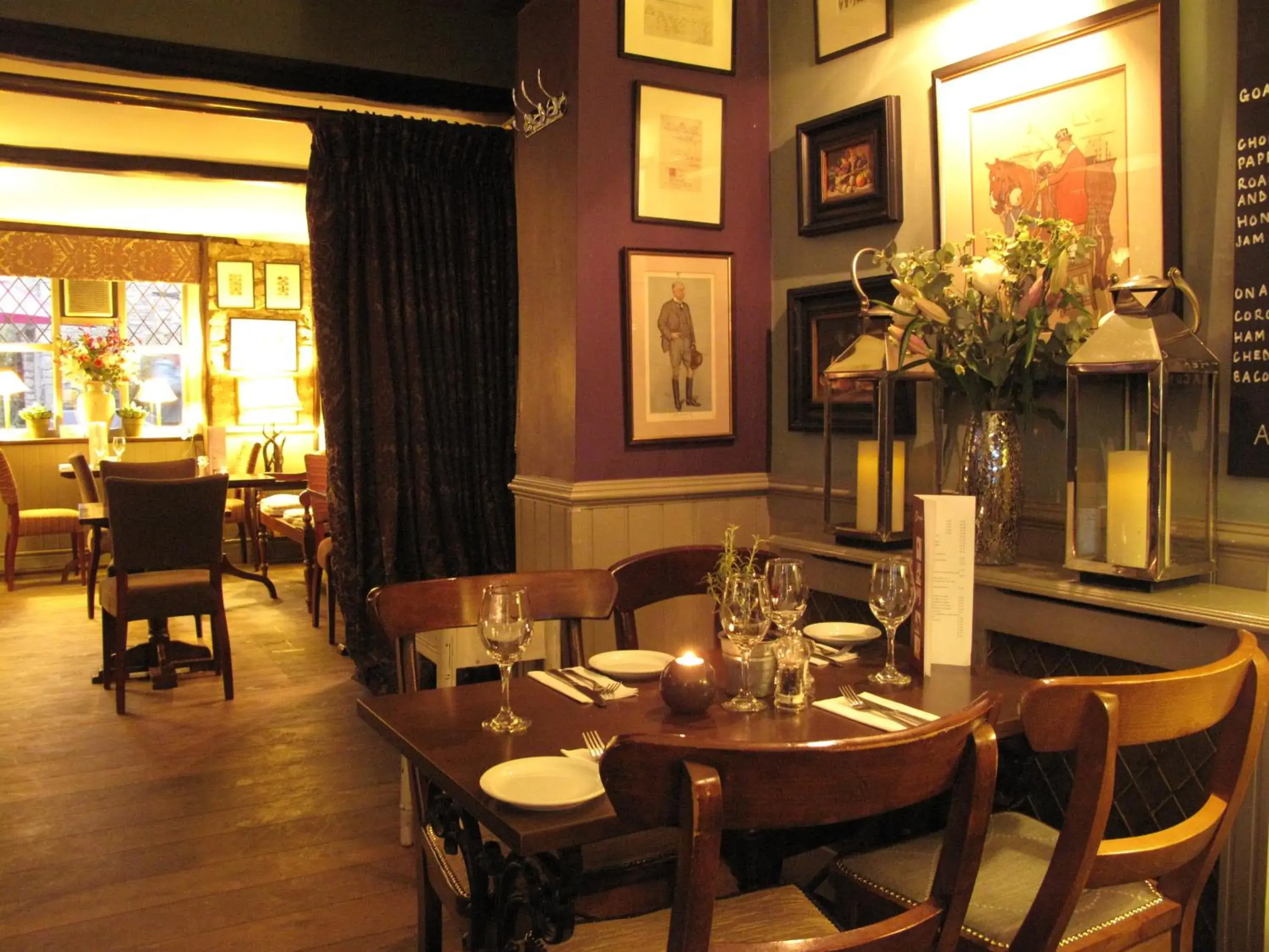 Lounge or bar, Restaurant/Places to Eat in The Ormond At Tetbury