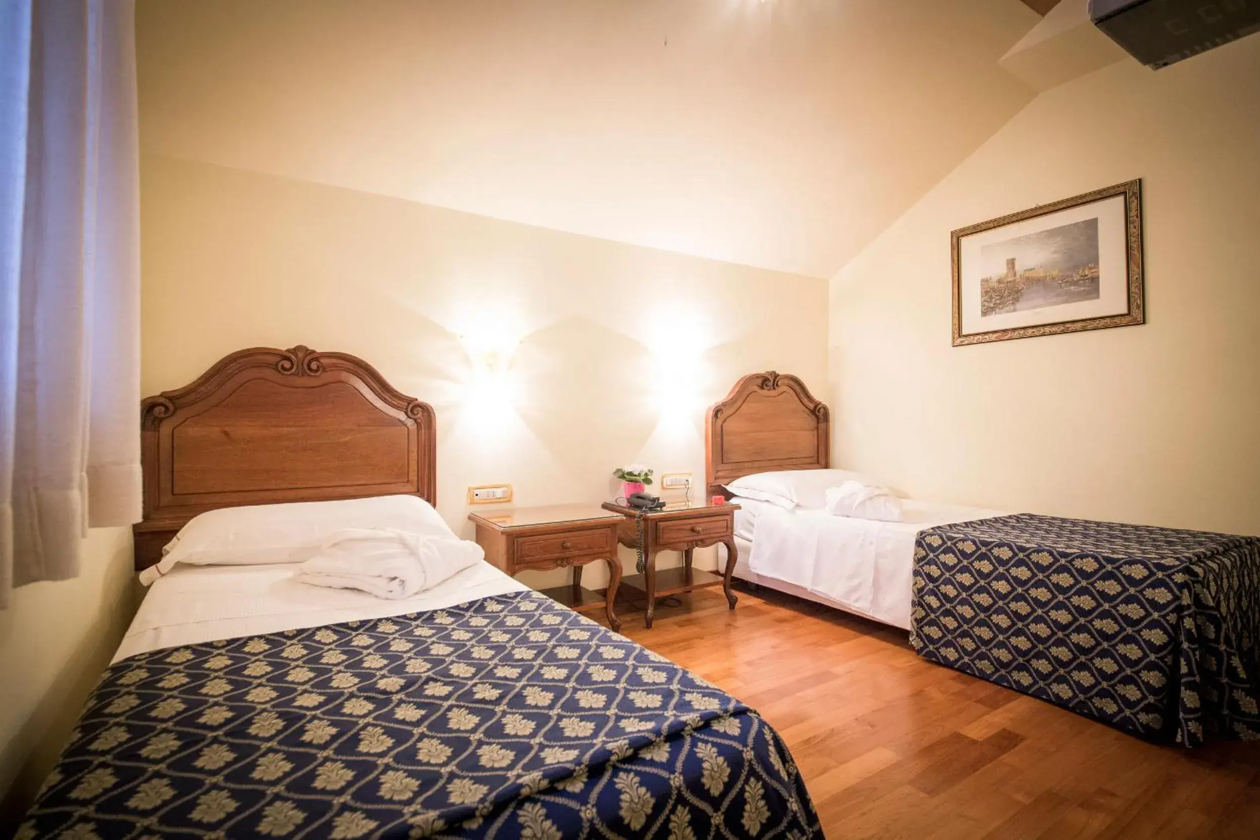 Business facilities, Bed in Hotel Spessotto