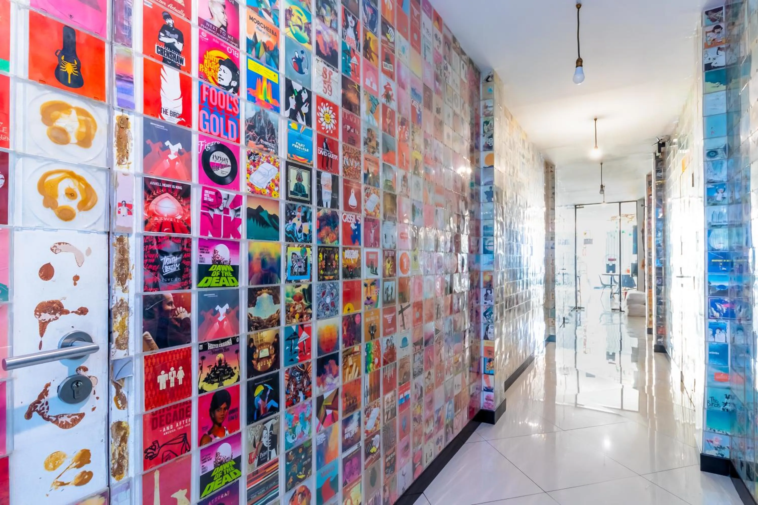 Area and facilities in The Secret Service