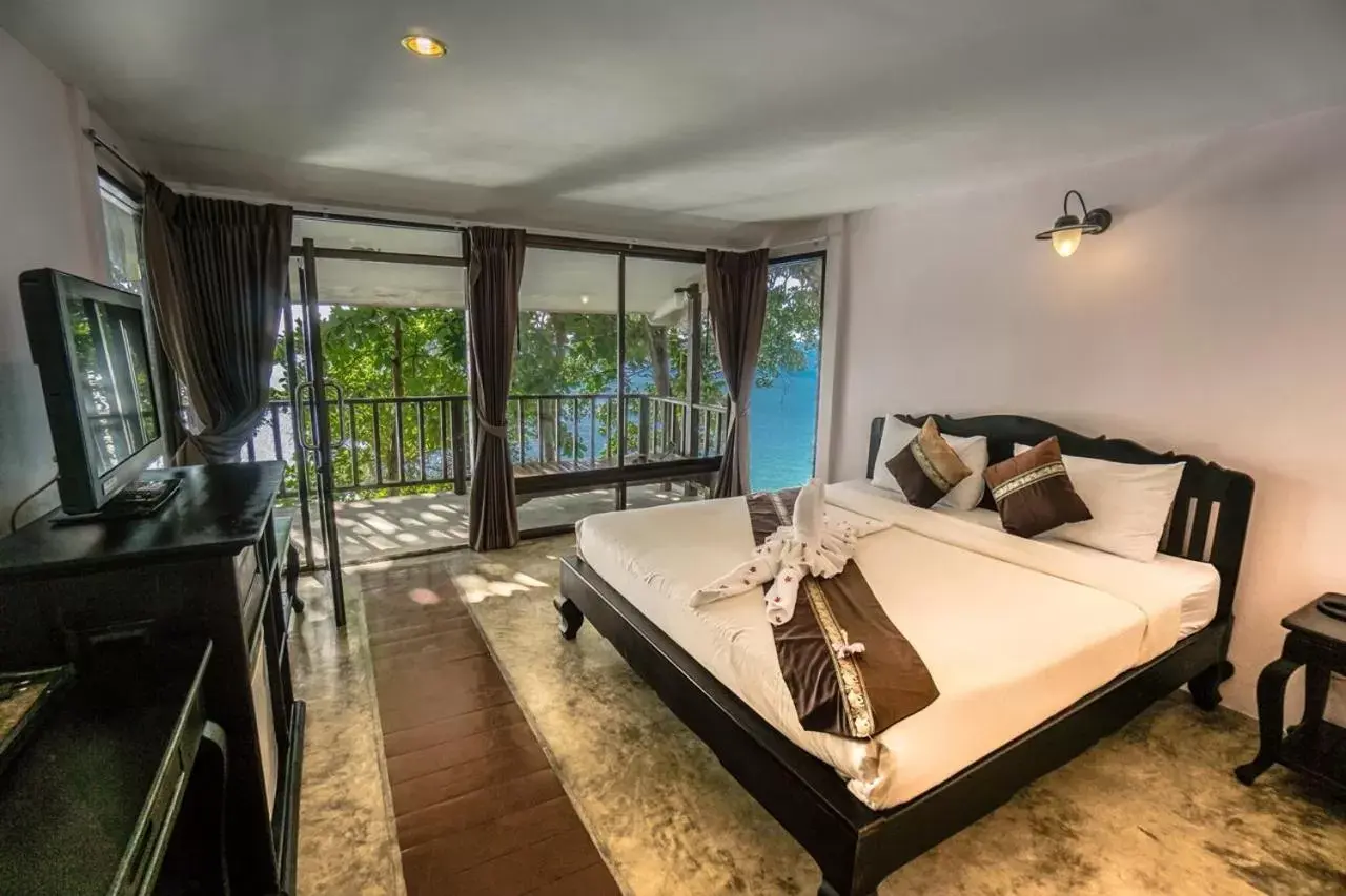 Bedroom in Chang Cliff Resort