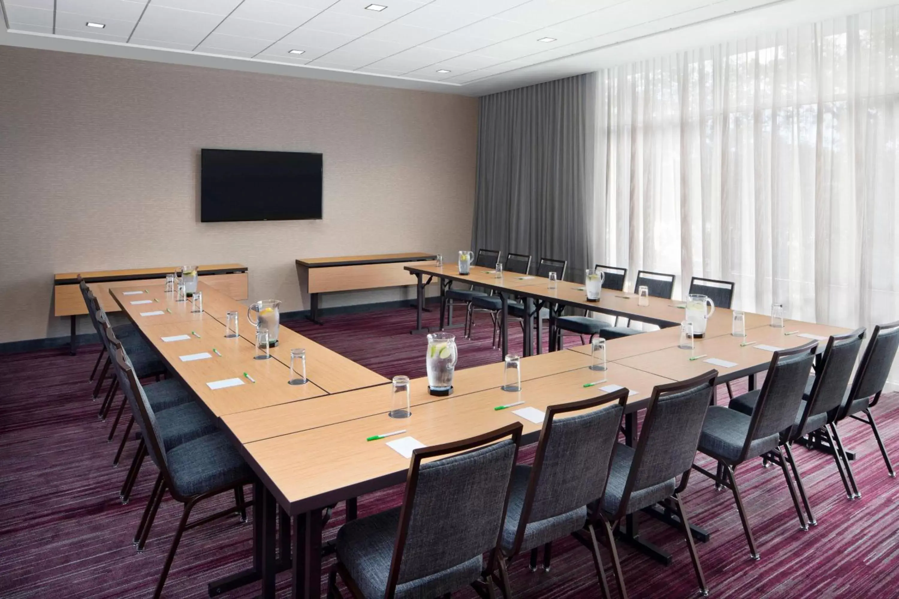 Meeting/conference room in Courtyard by Marriott Albany Troy/Waterfront