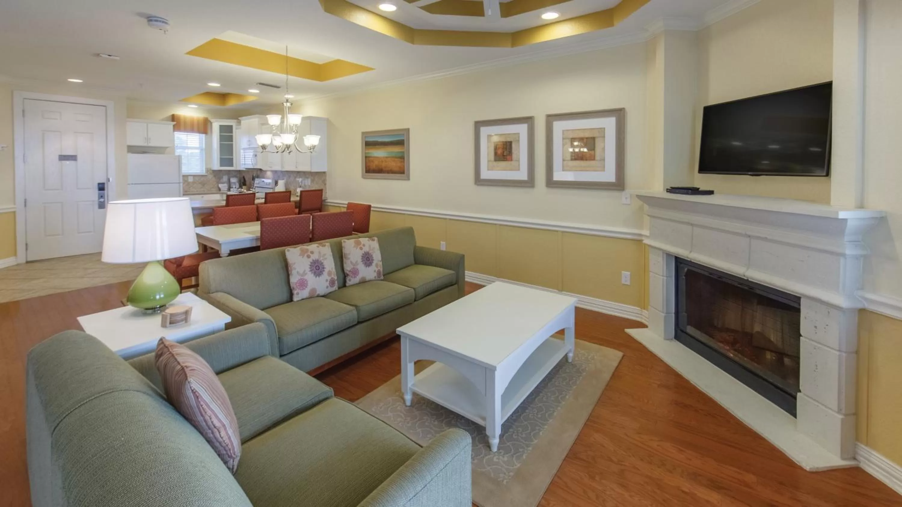 Photo of the whole room in Holiday Inn Club Vacations Villages Resort at Lake Palestine