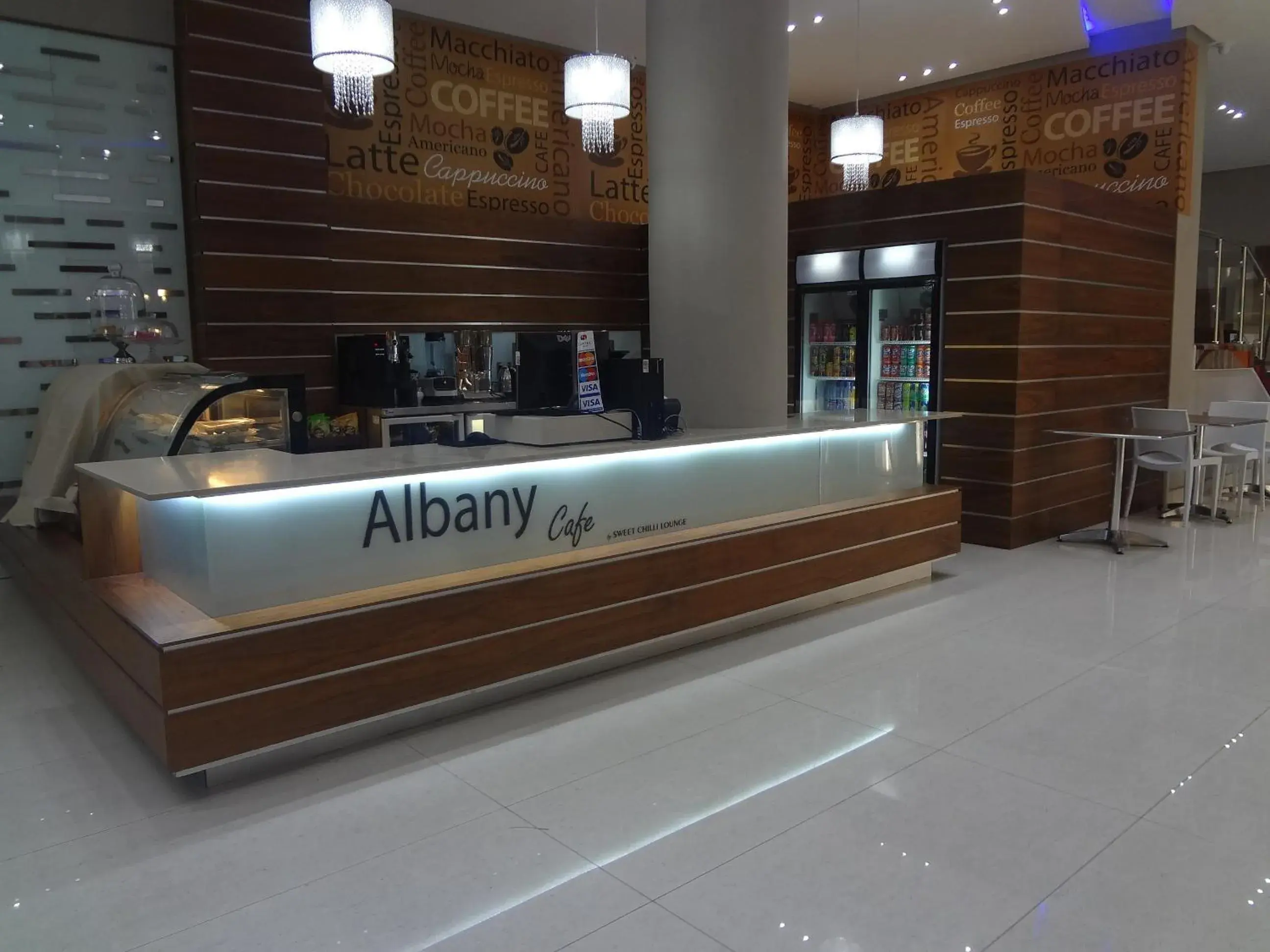 Restaurant/places to eat, Lobby/Reception in Albany Hotel