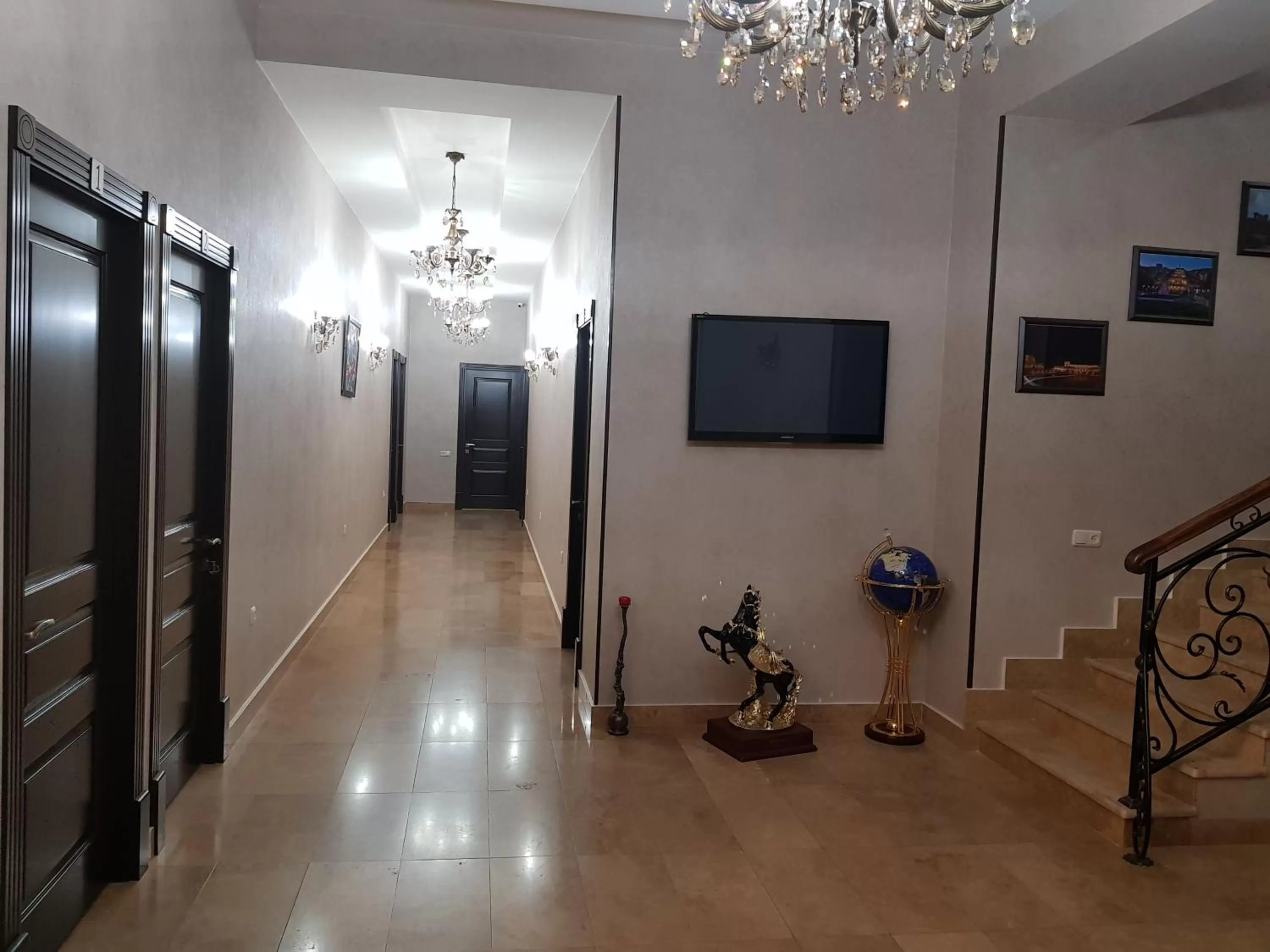 Area and facilities, TV/Entertainment Center in Eridana Hotel