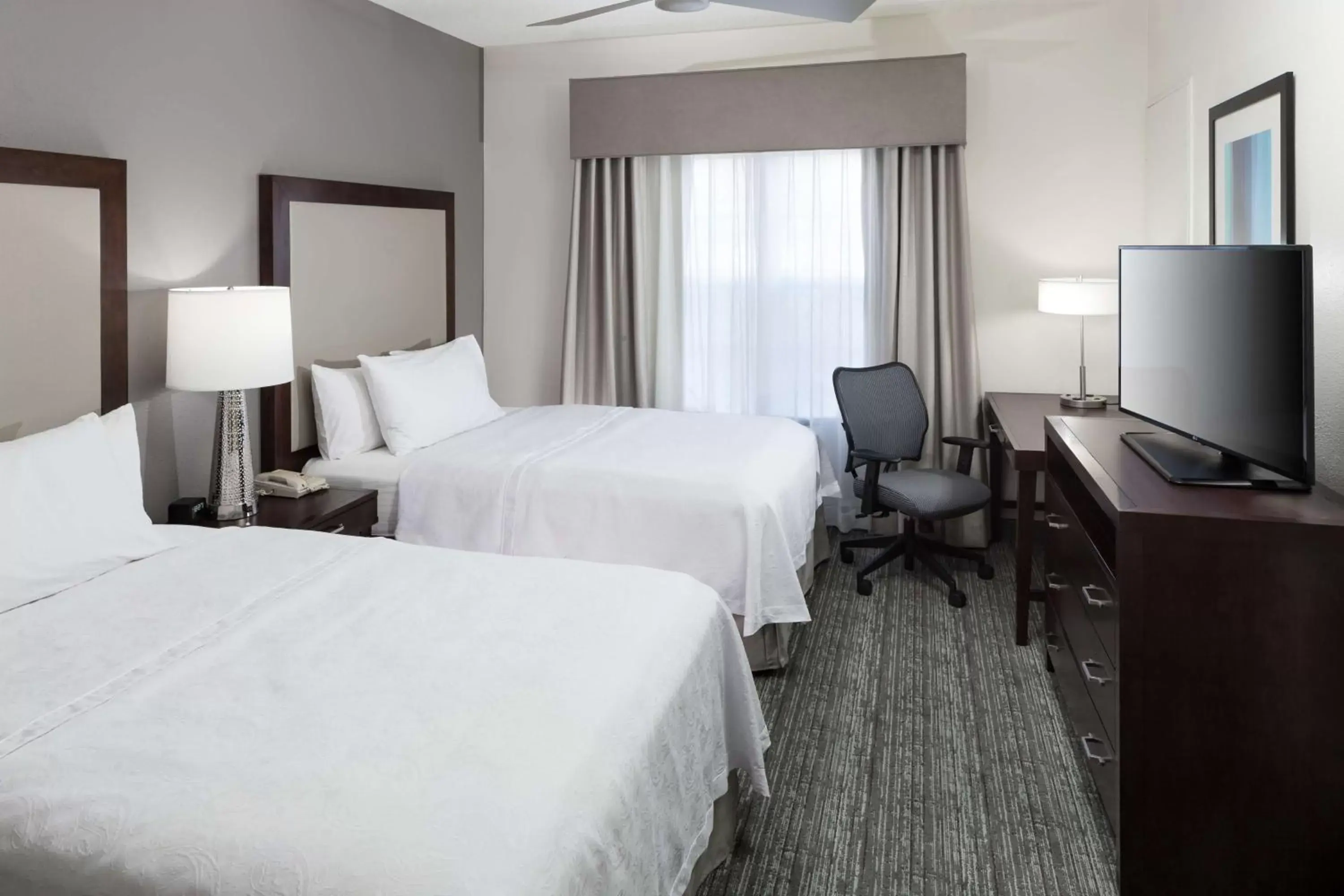 Bedroom, Bed in Homewood Suites by Hilton Mahwah